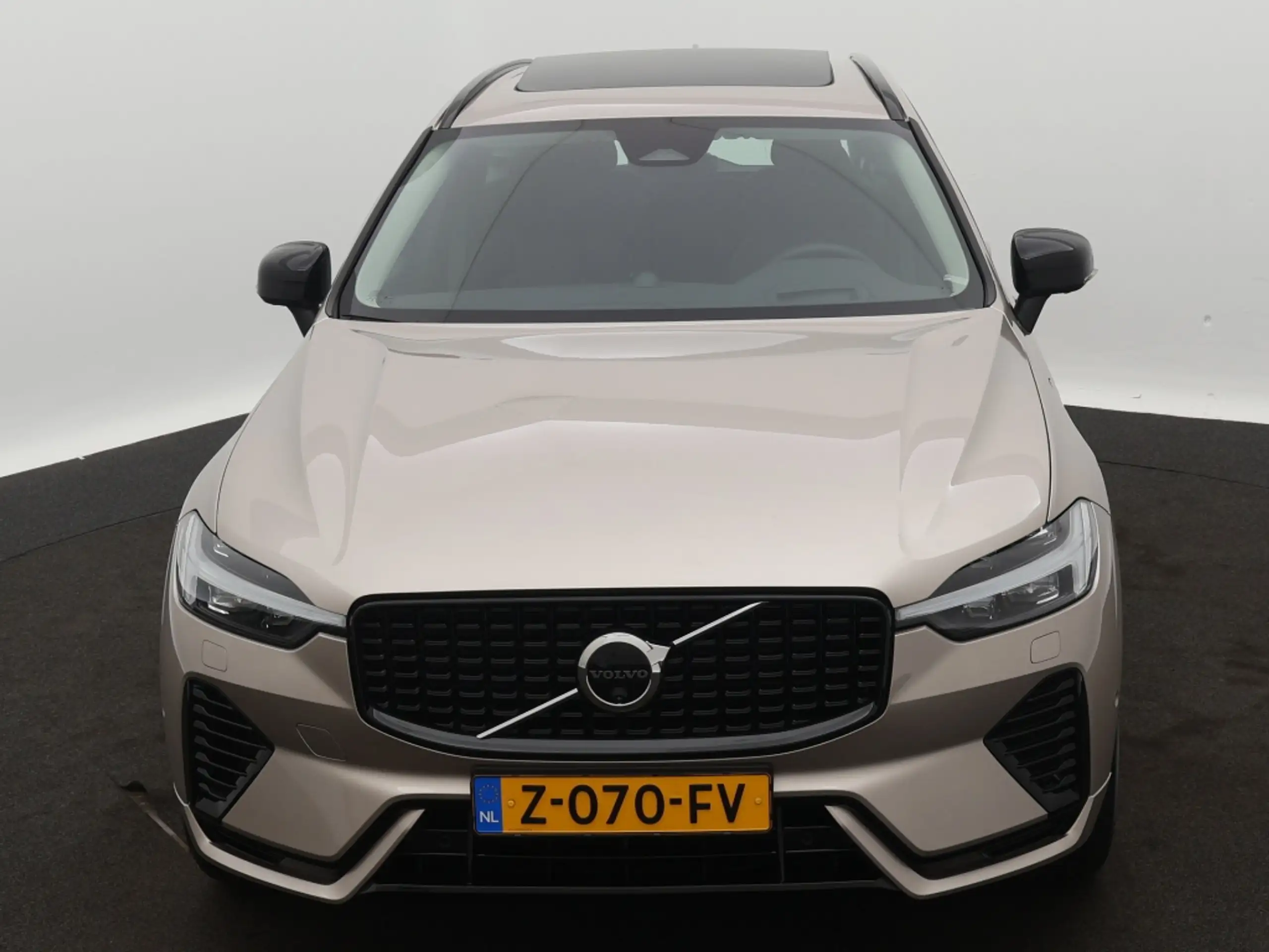 Volvo - XC60