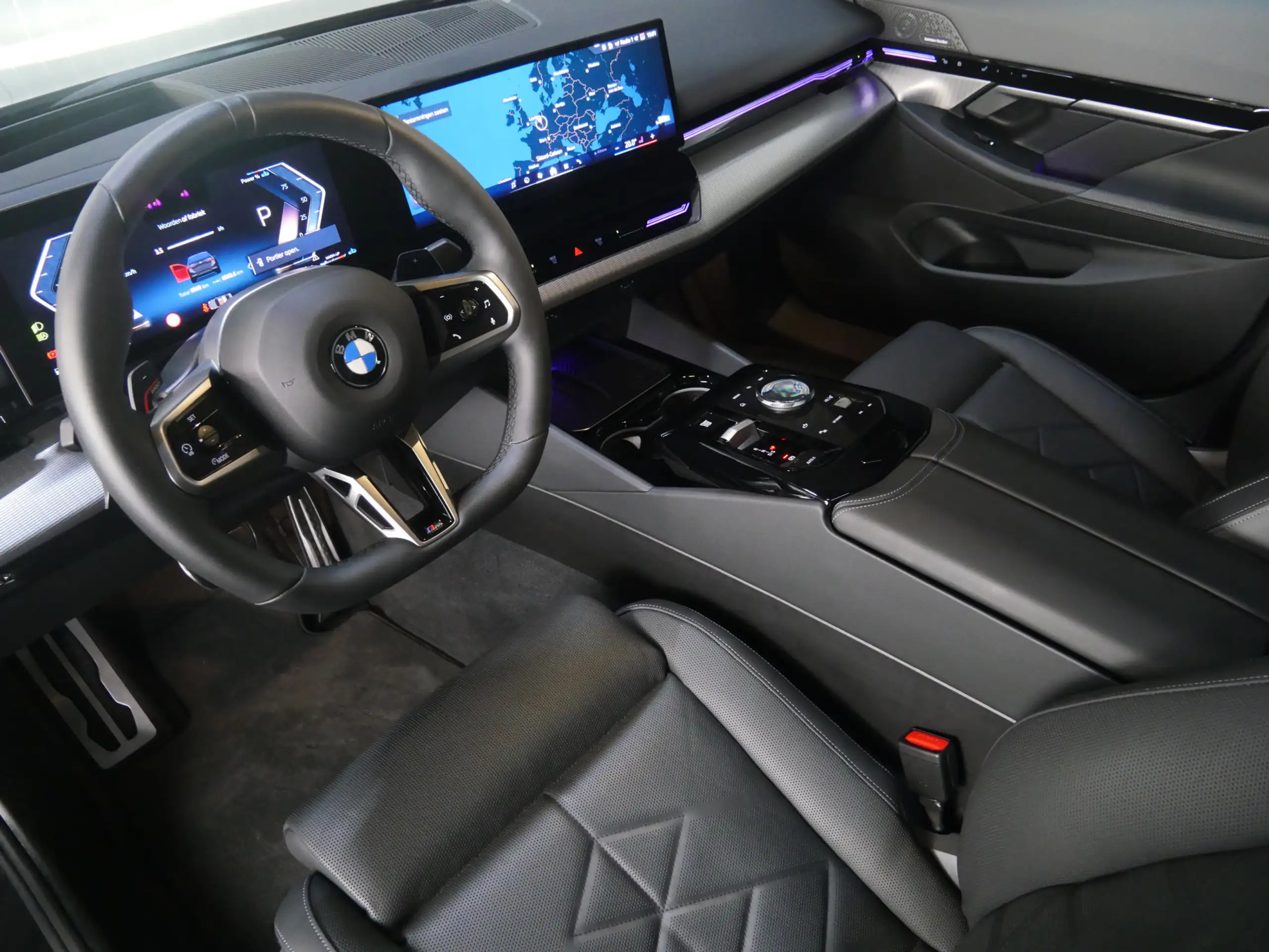 BMW - 520