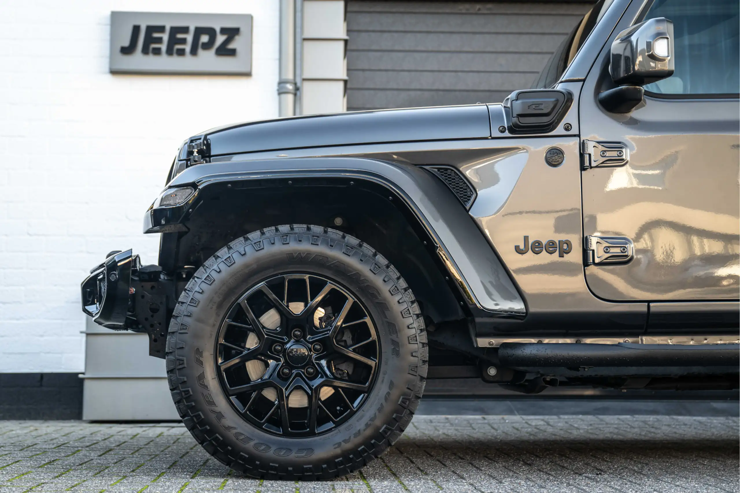 Jeep - Wrangler