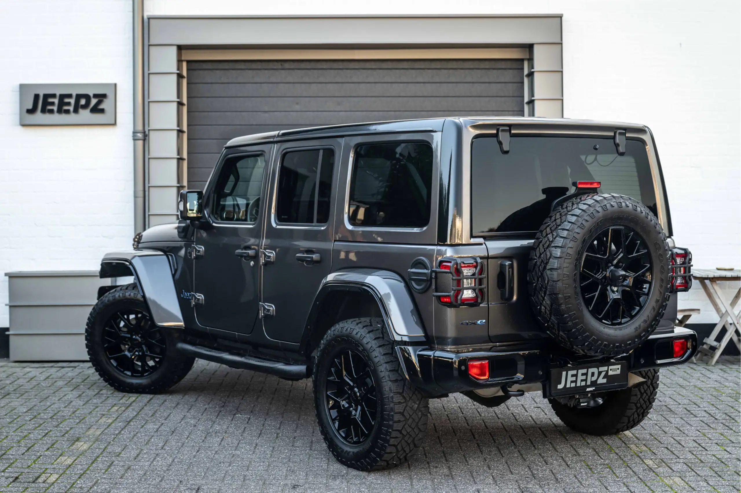 Jeep - Wrangler