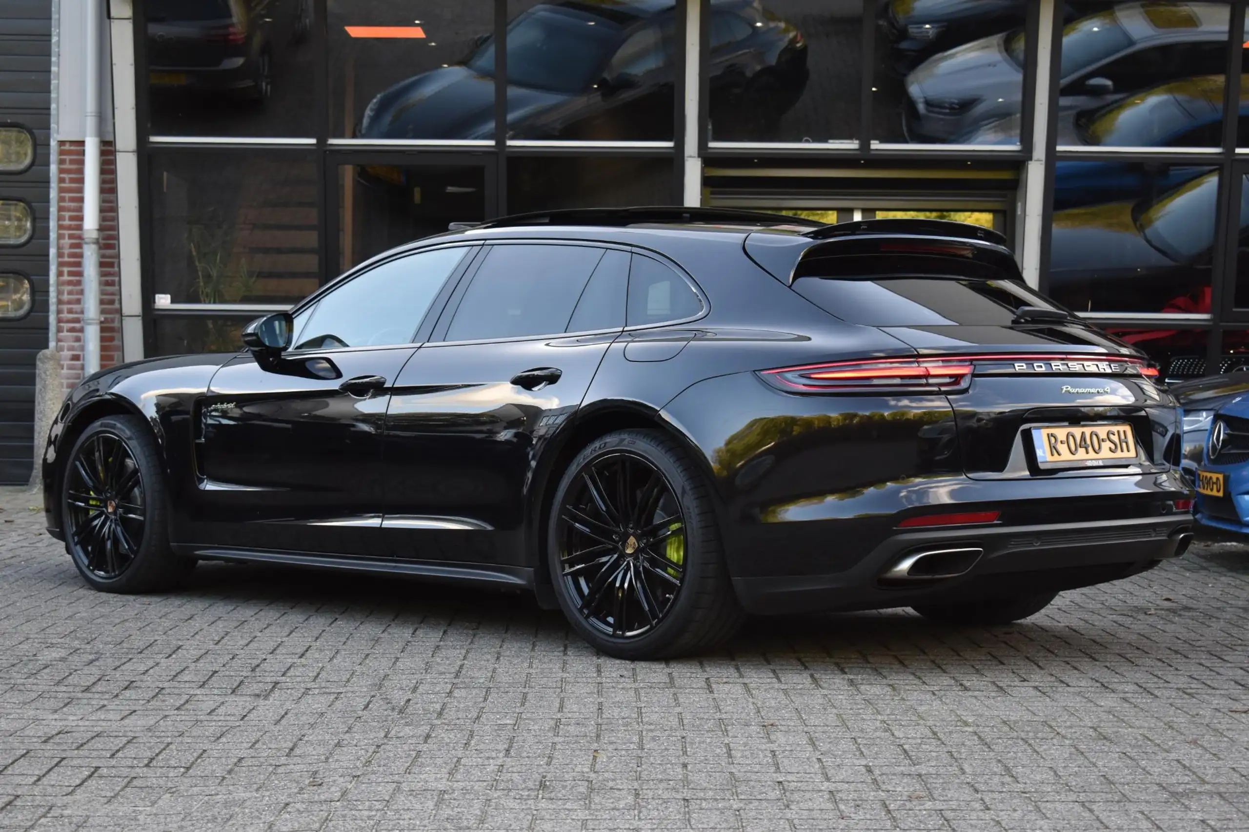 Porsche - Panamera