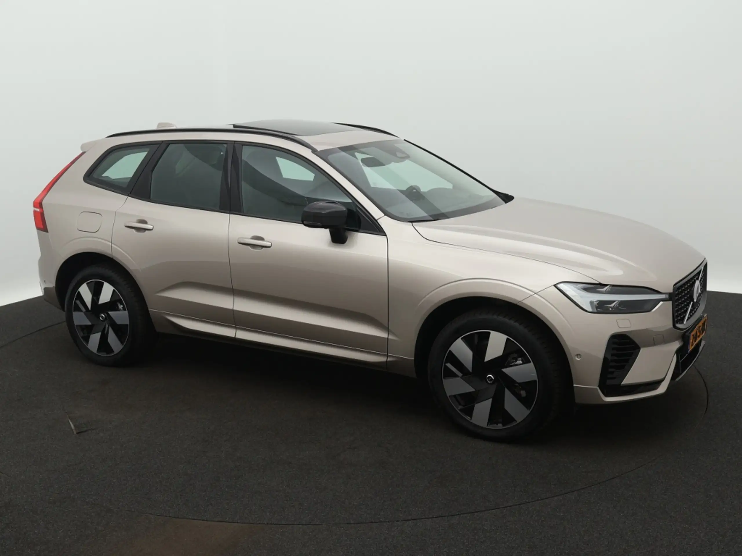 Volvo - XC60