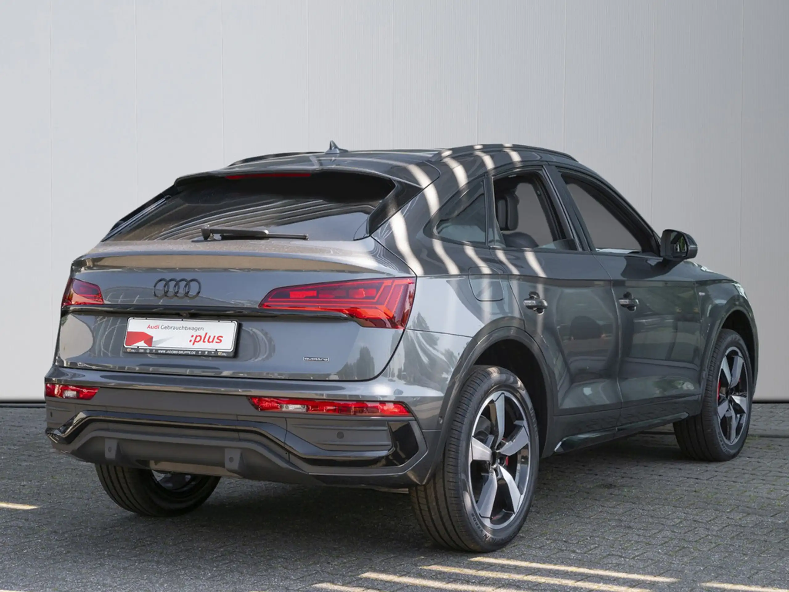 Audi - Q5