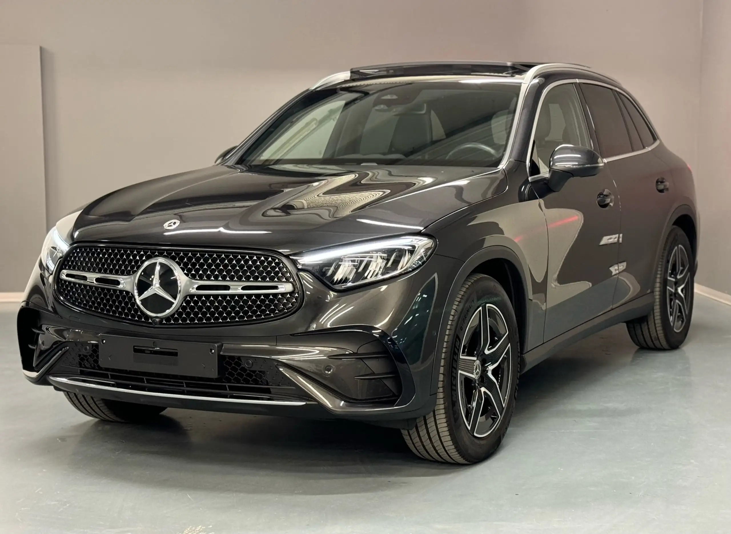 Mercedes-Benz - GLC 220