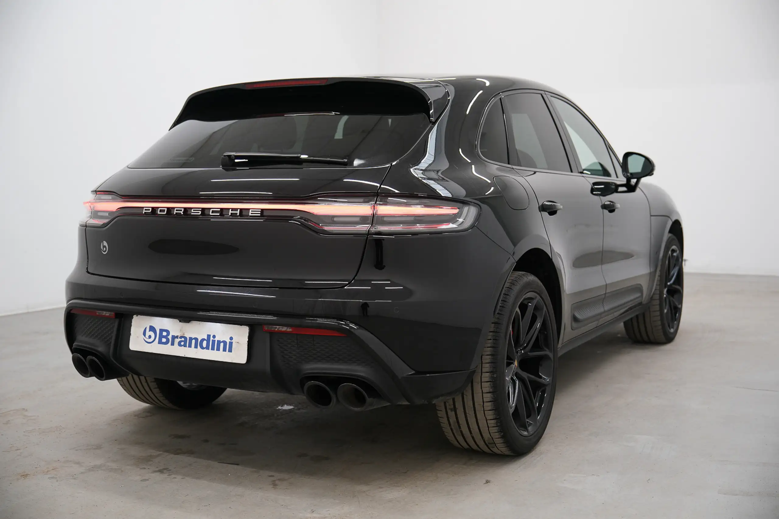 Porsche - Macan