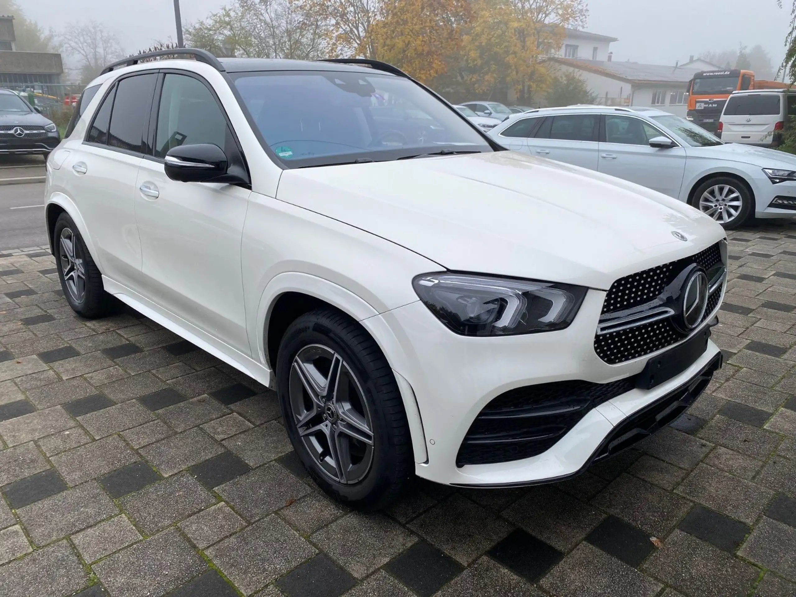 Mercedes-Benz - GLE 350