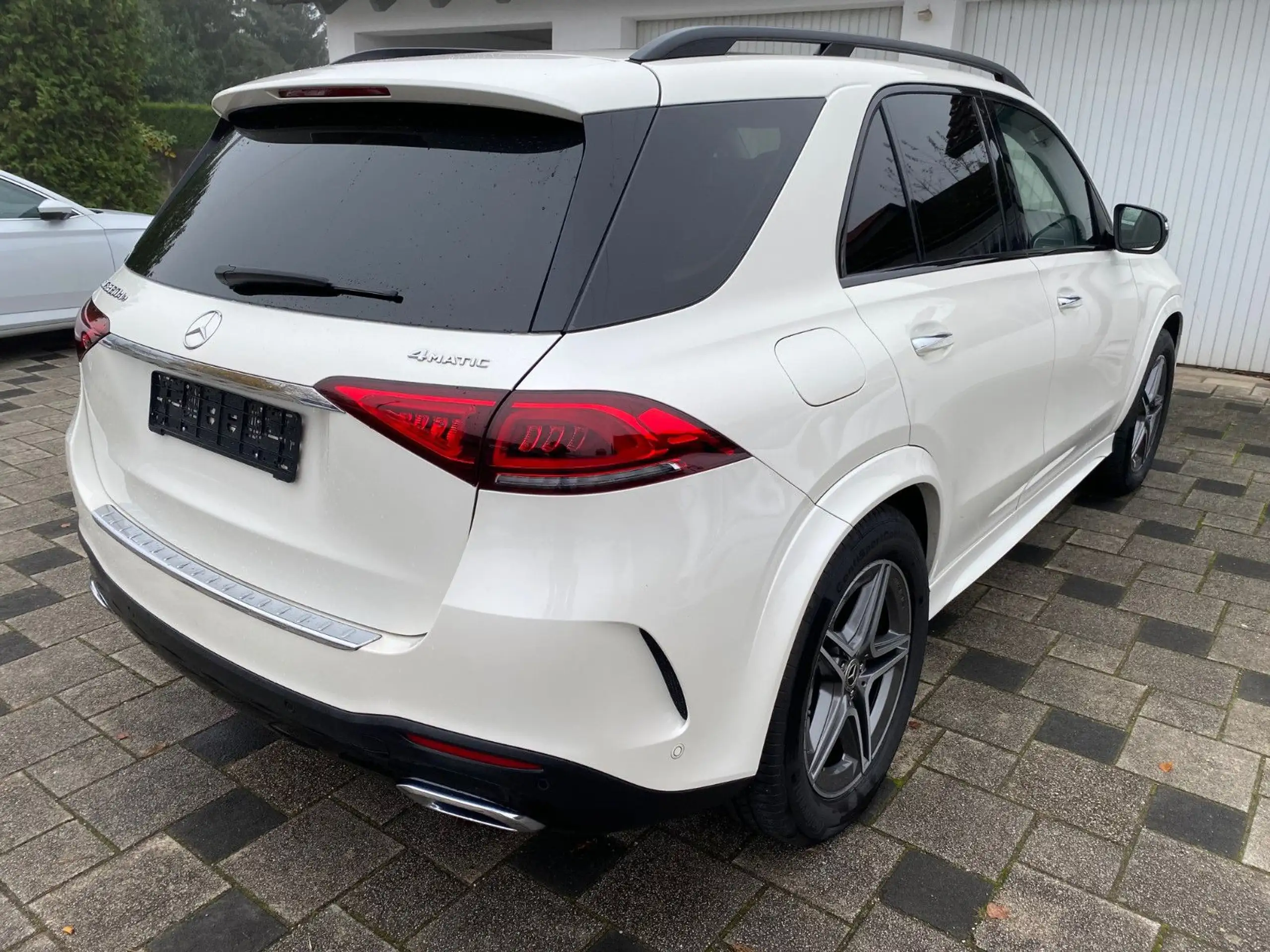 Mercedes-Benz - GLE 350