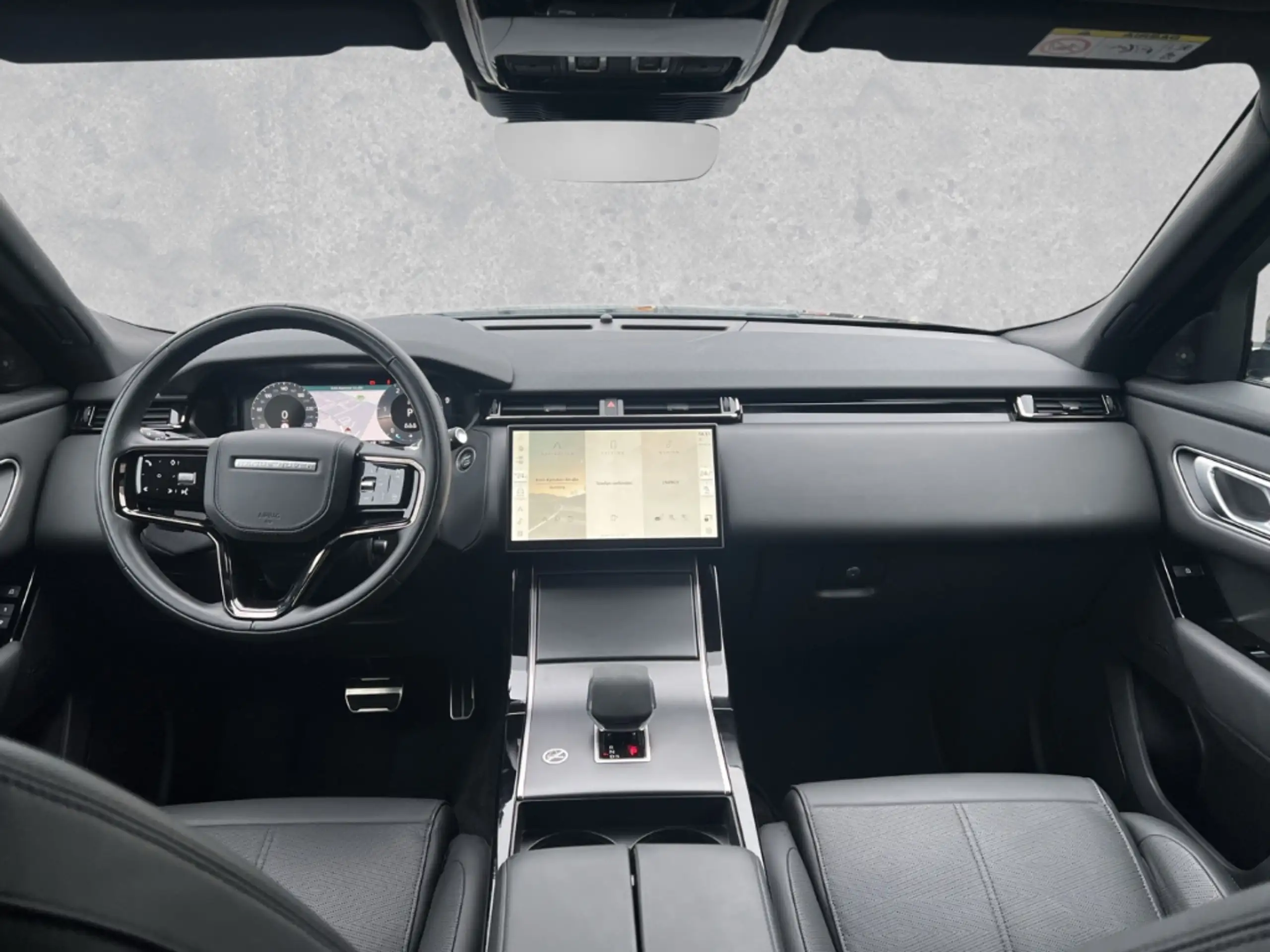 Land Rover - Range Rover Velar