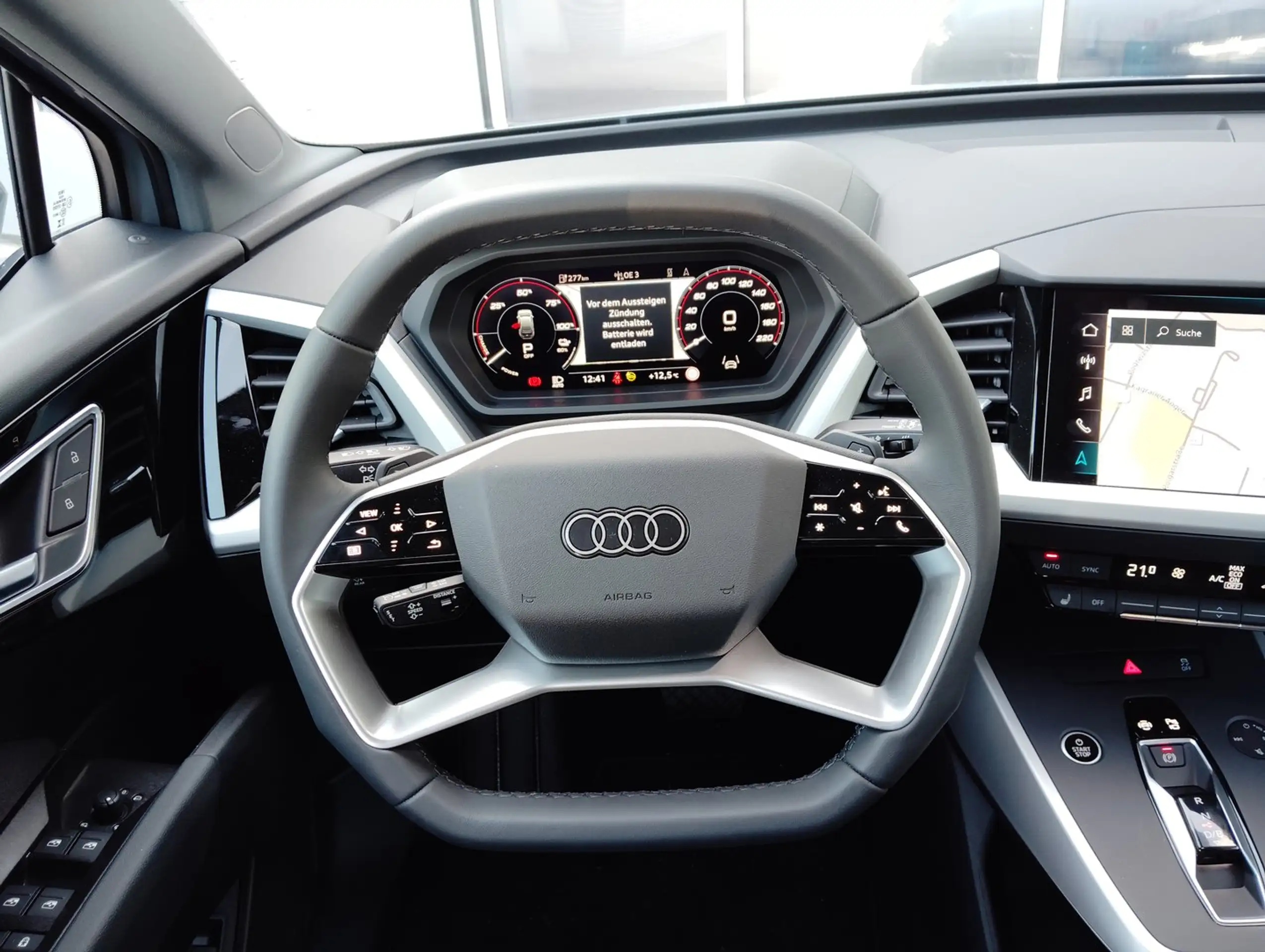 Audi - Q4 e-tron