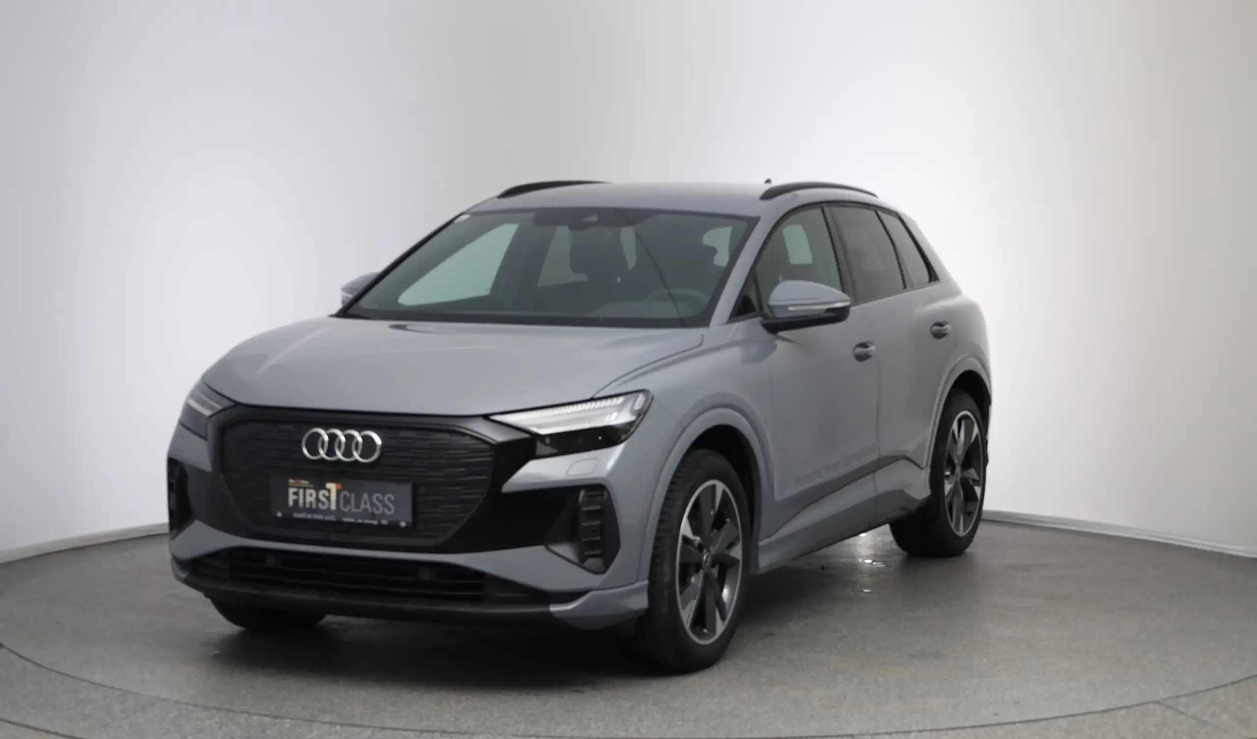 Audi - Q4 e-tron