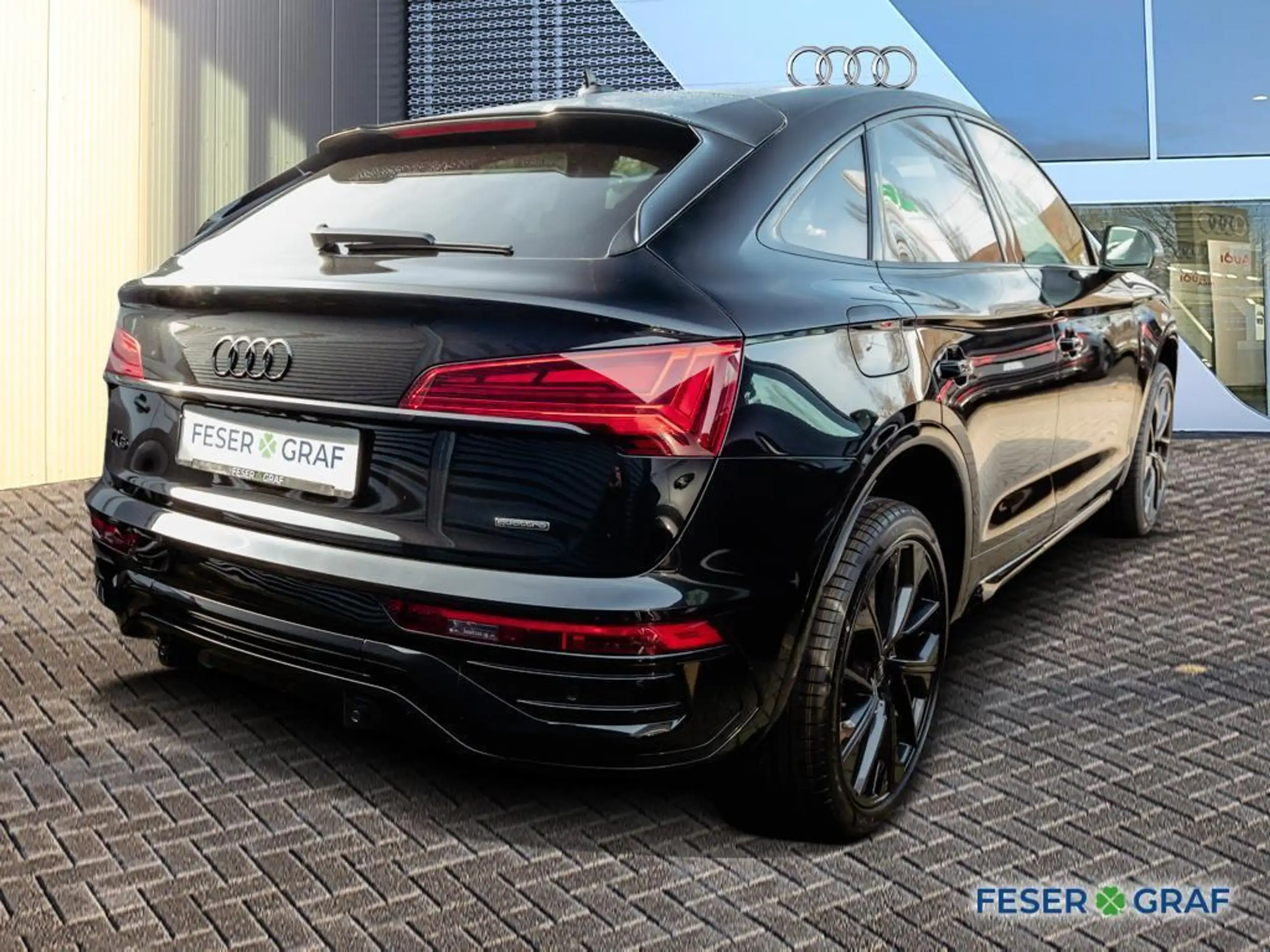 Audi - Q5