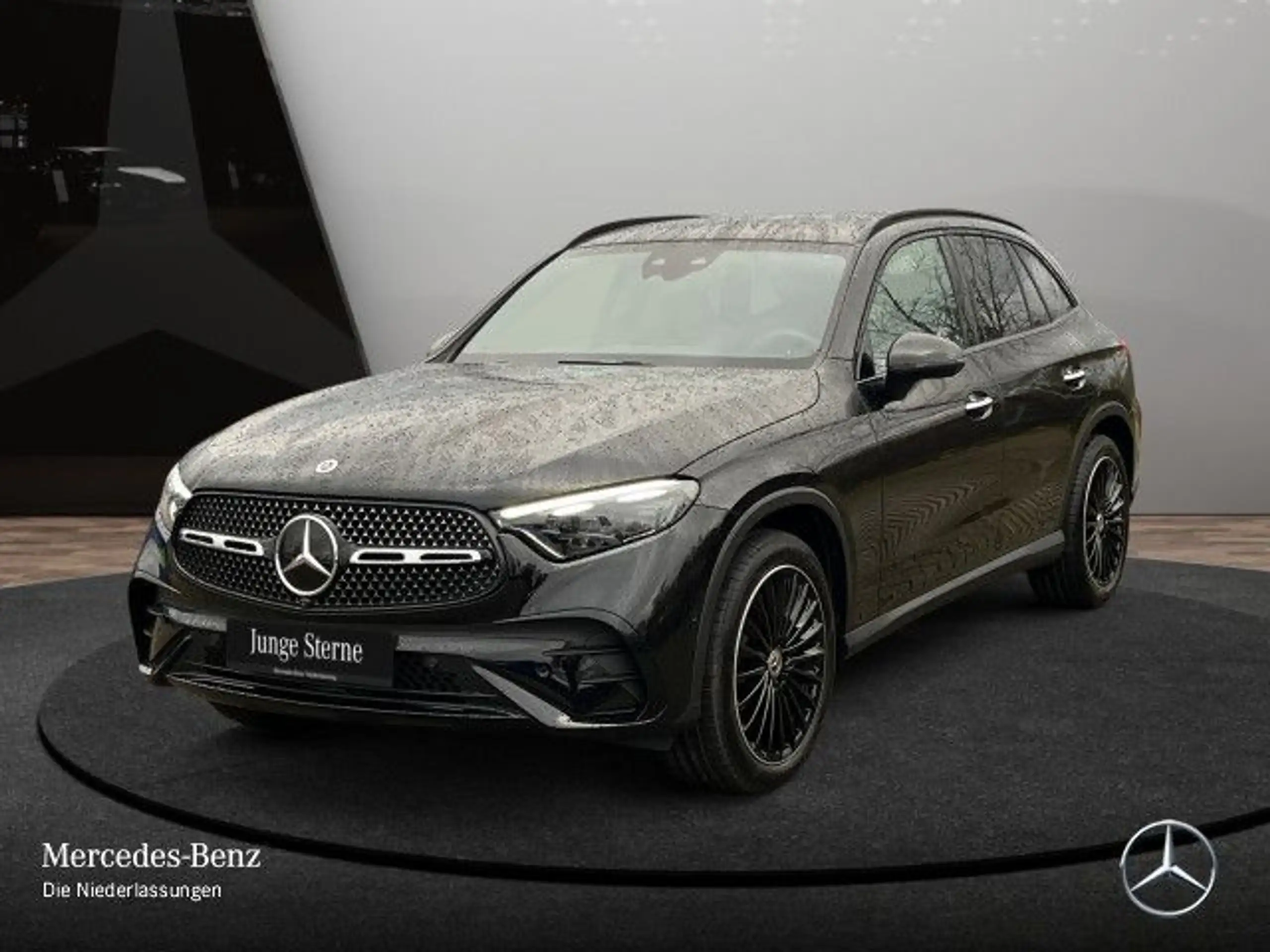 Mercedes-Benz - GLC 300