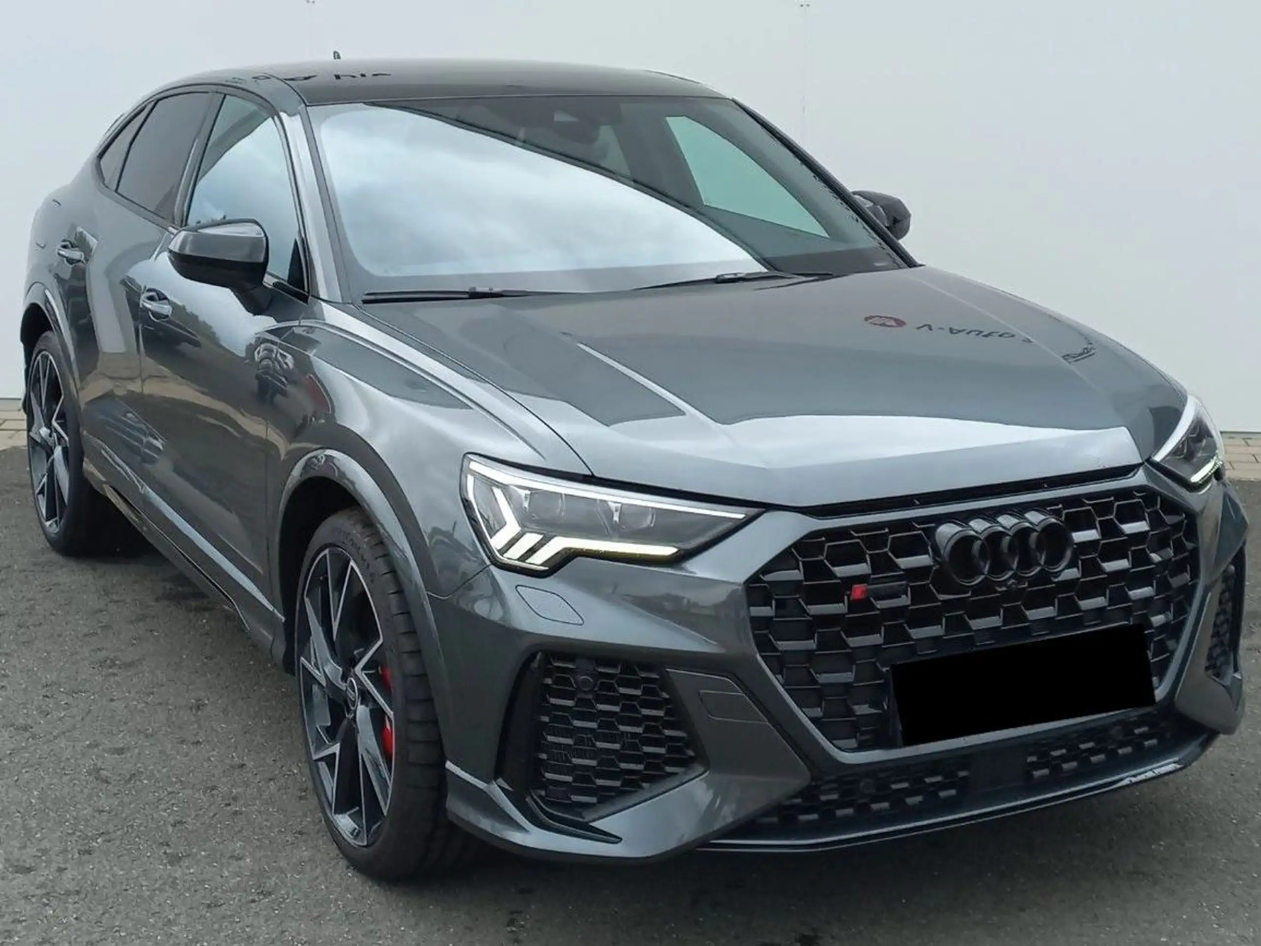 Audi - RS Q3