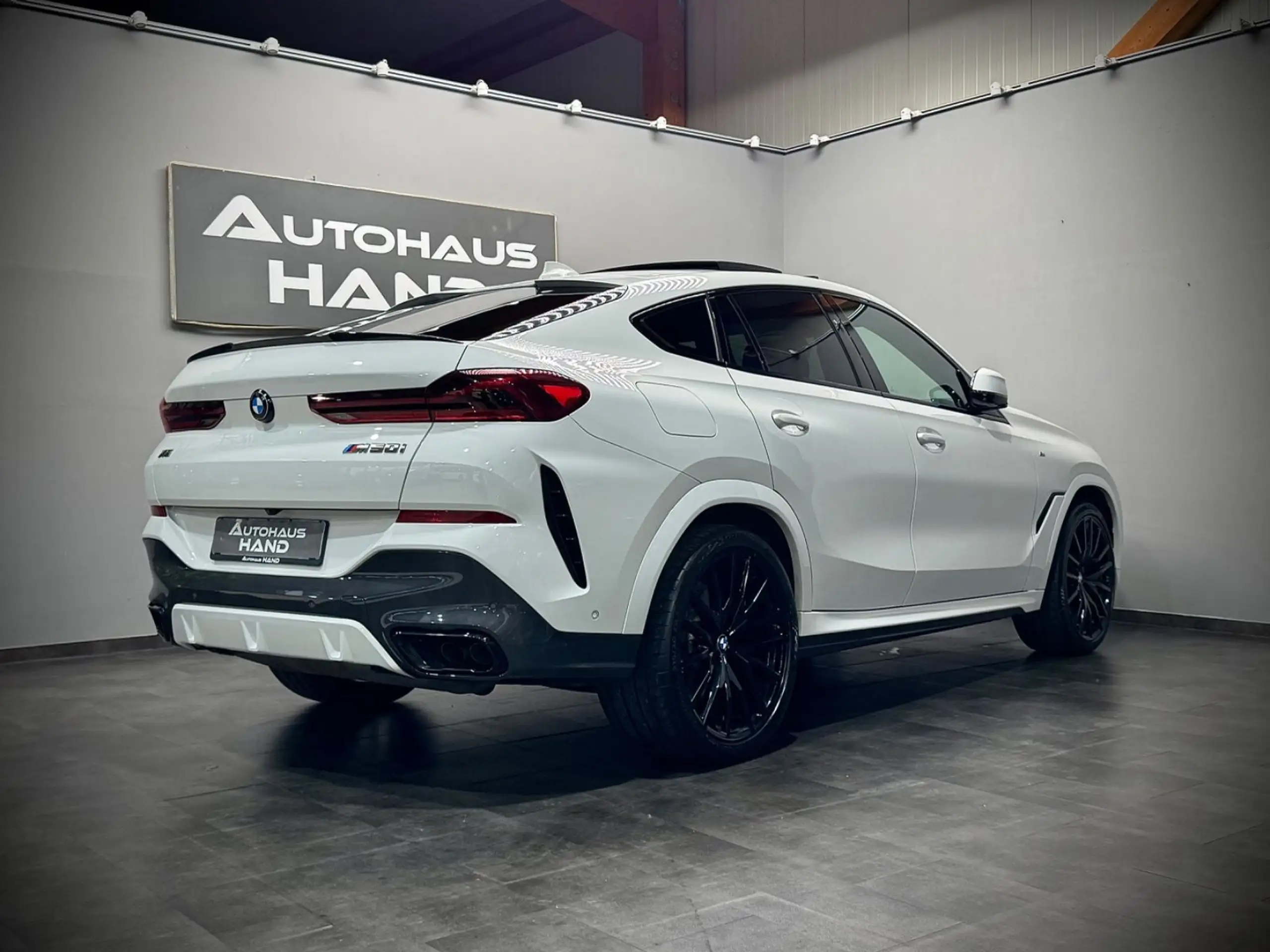 BMW - X6 M