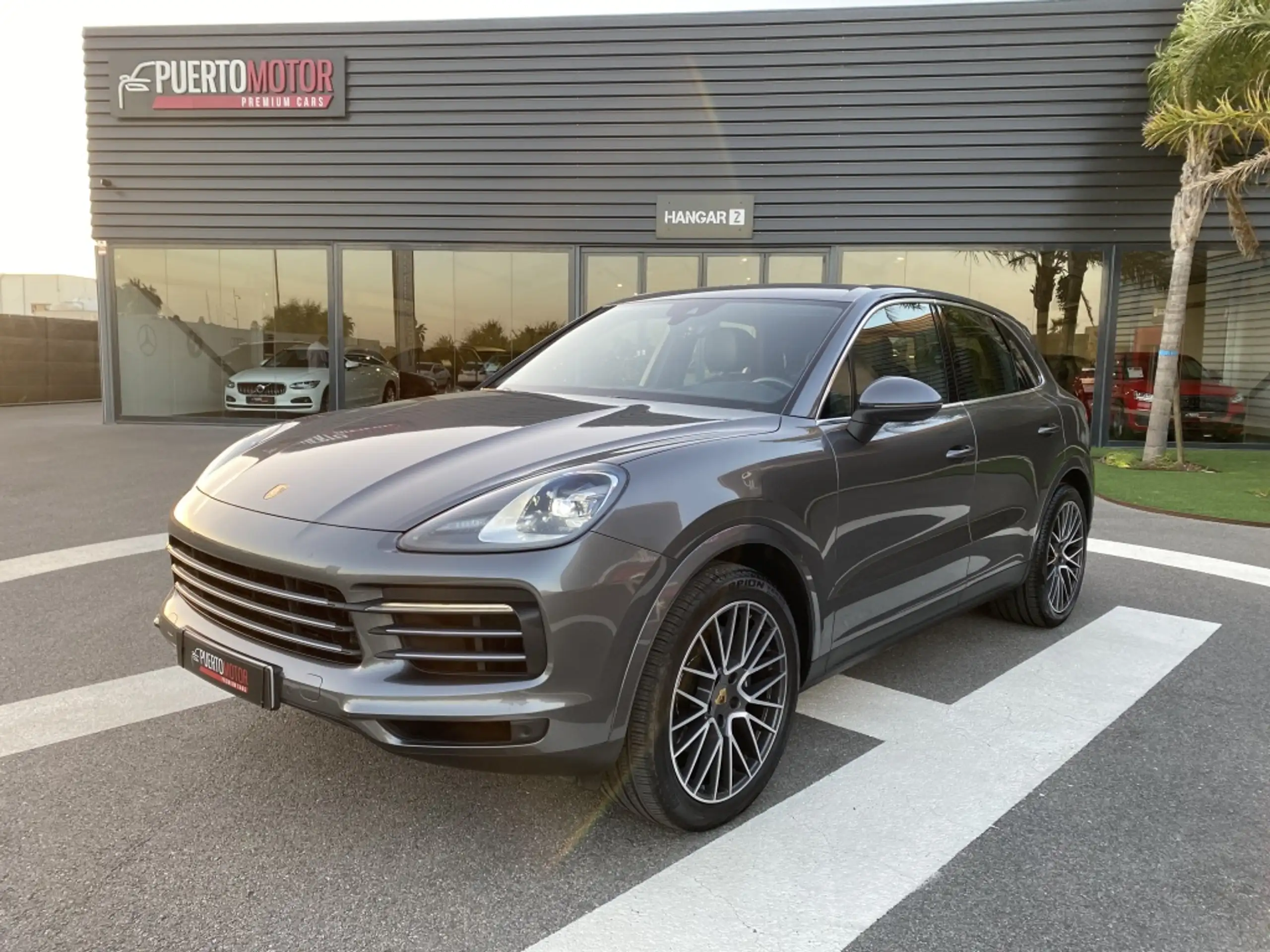 Porsche - Cayenne