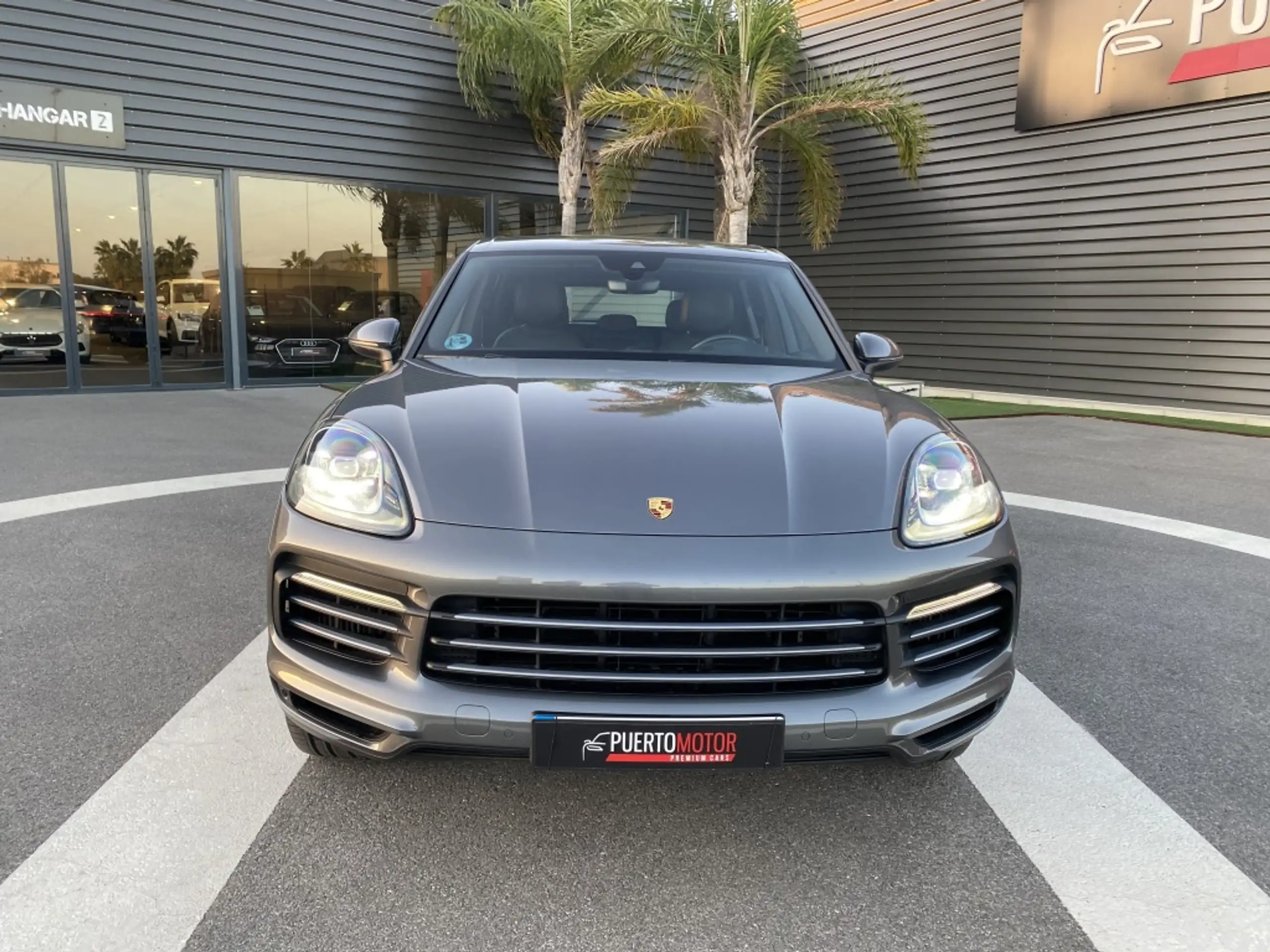 Porsche - Cayenne