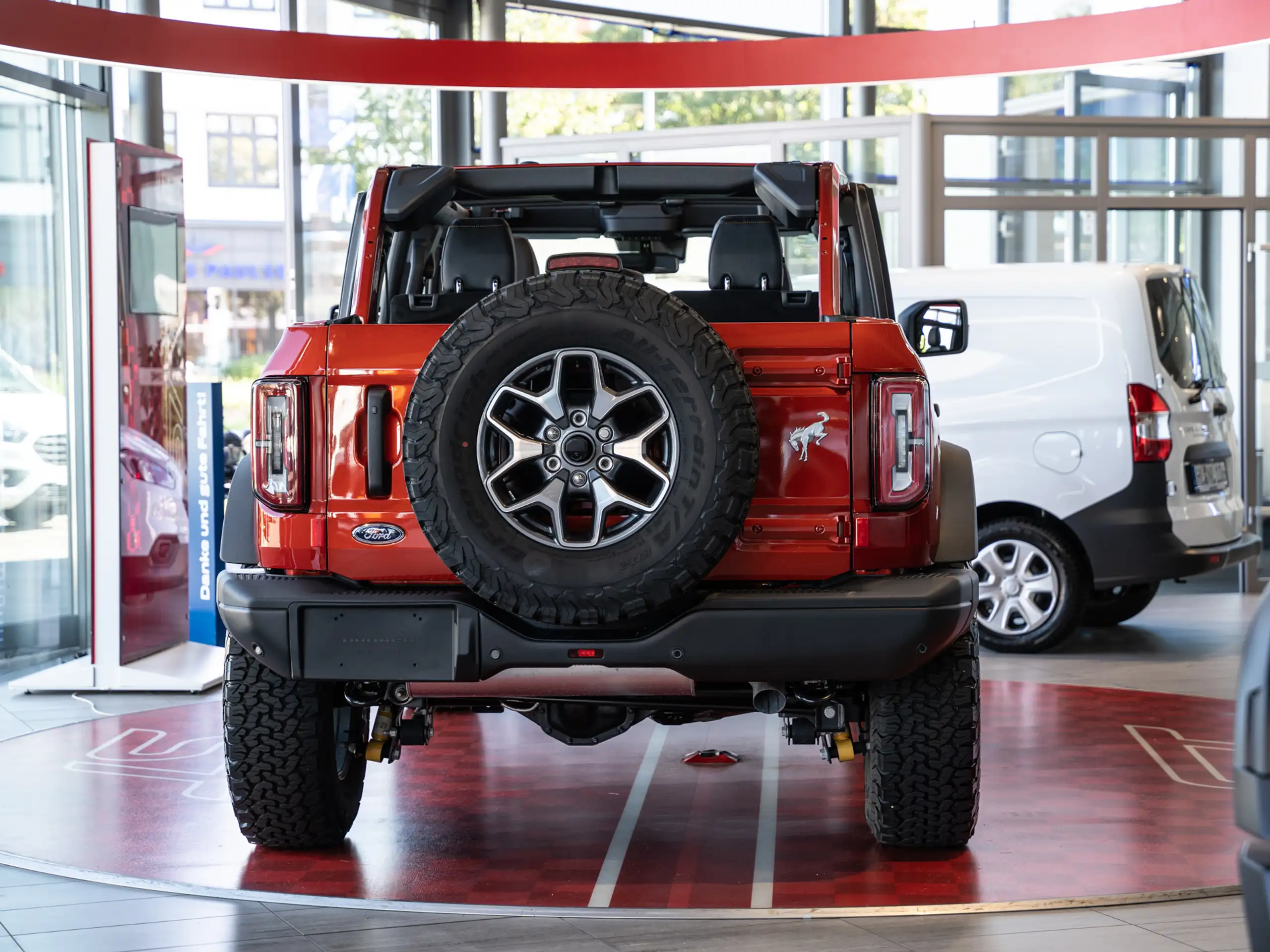 Ford - Bronco