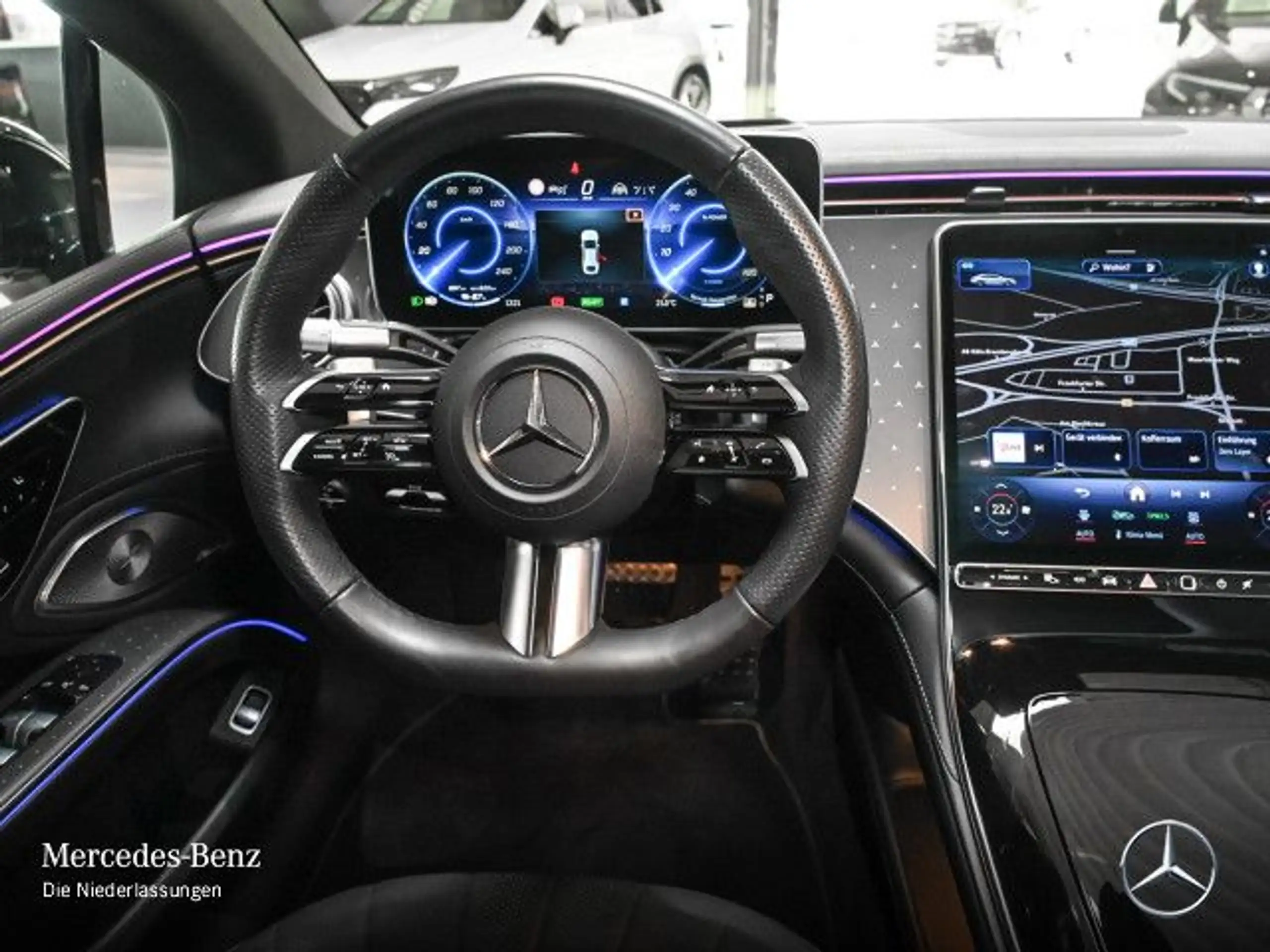 Mercedes-Benz - EQS