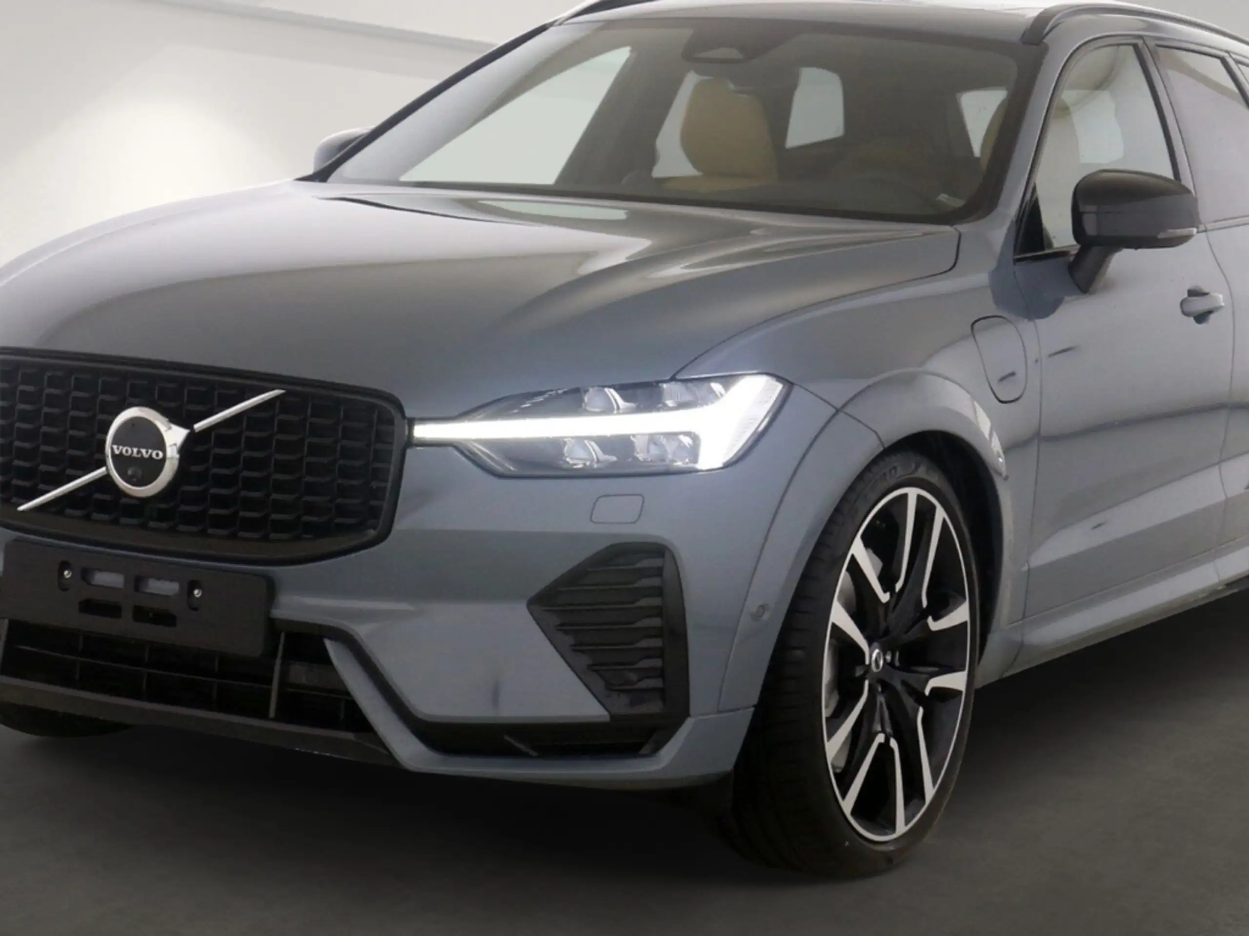 Volvo - XC60