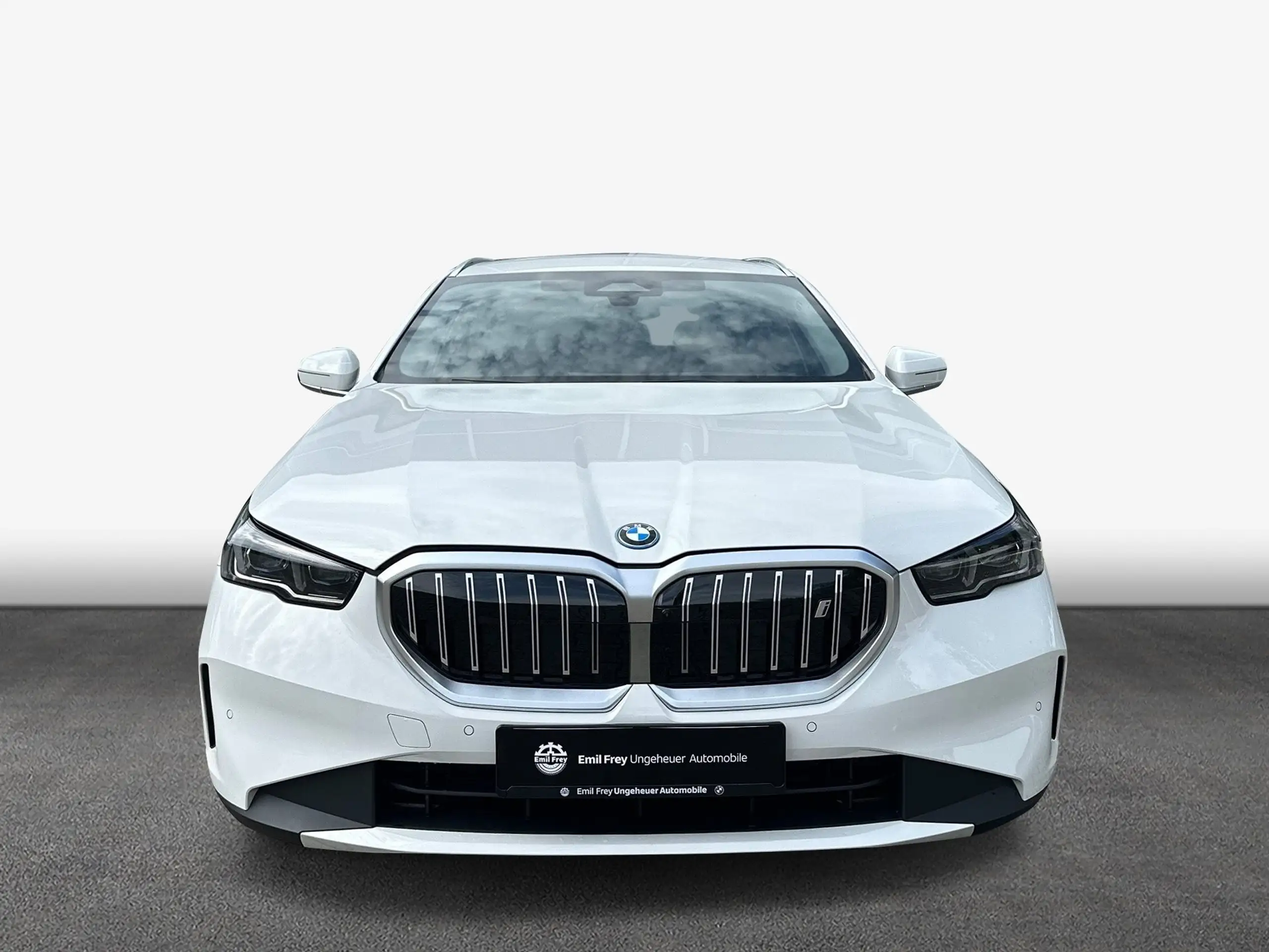 BMW - i5