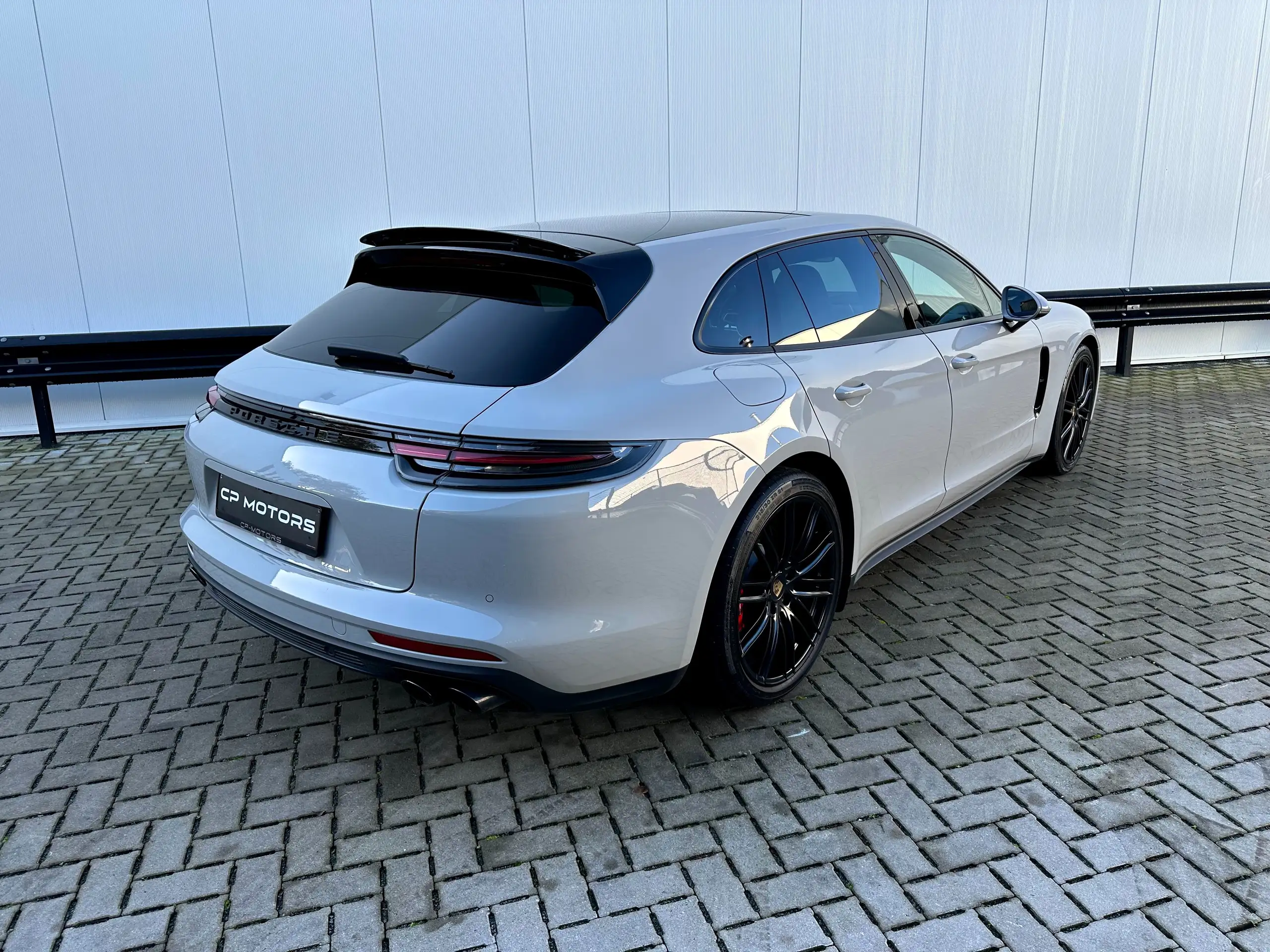 Porsche - Panamera