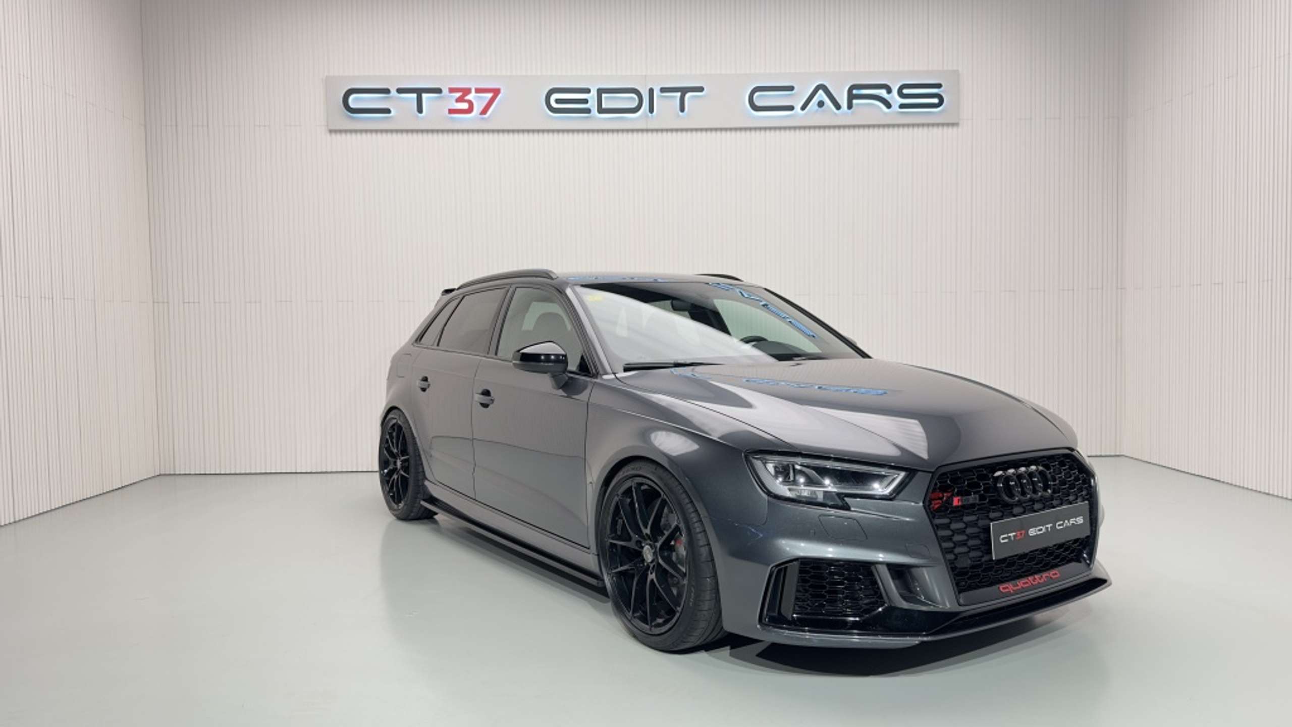 Audi - RS3