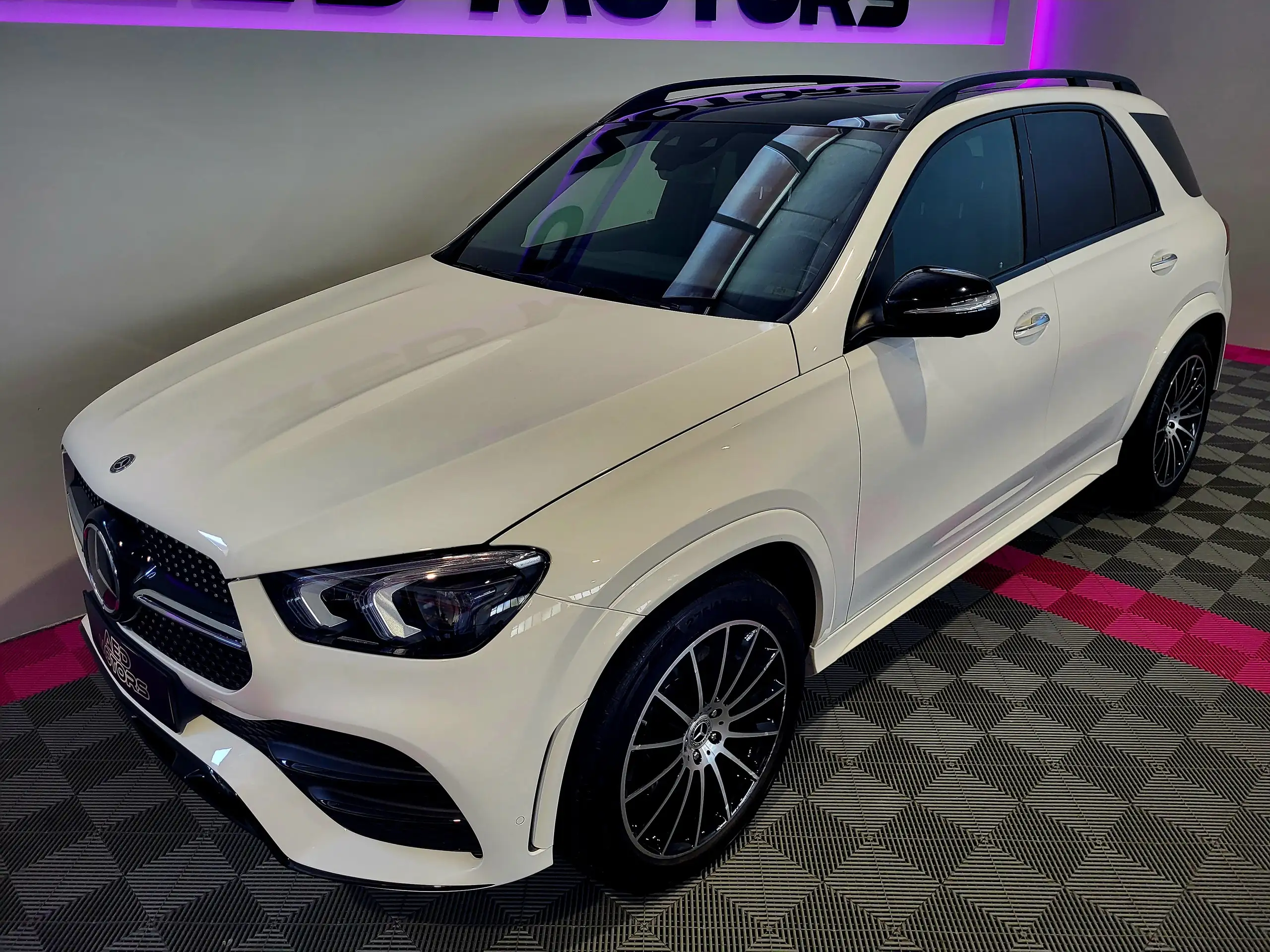 Mercedes-Benz - GLE 350