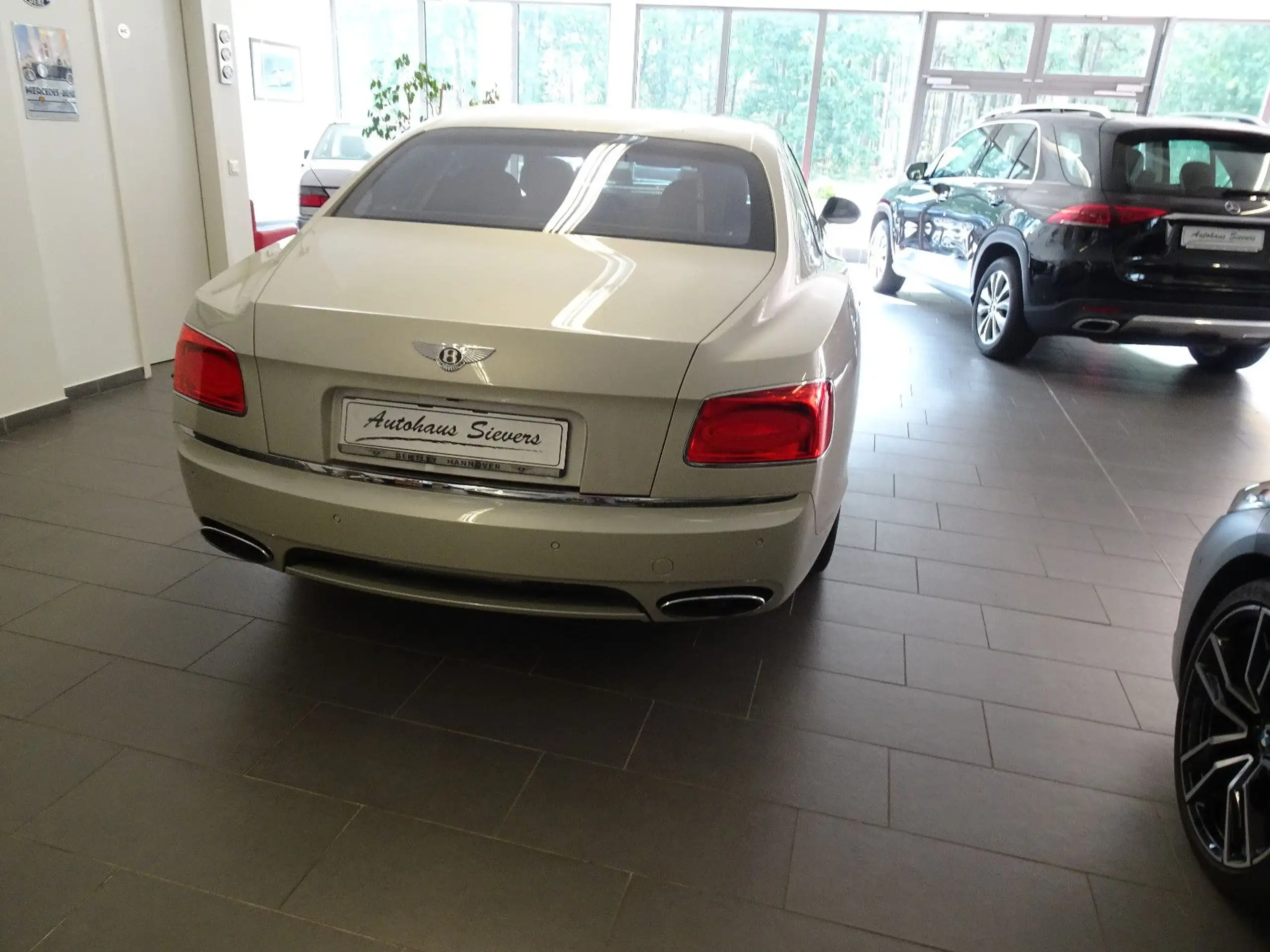 Bentley - Flying Spur