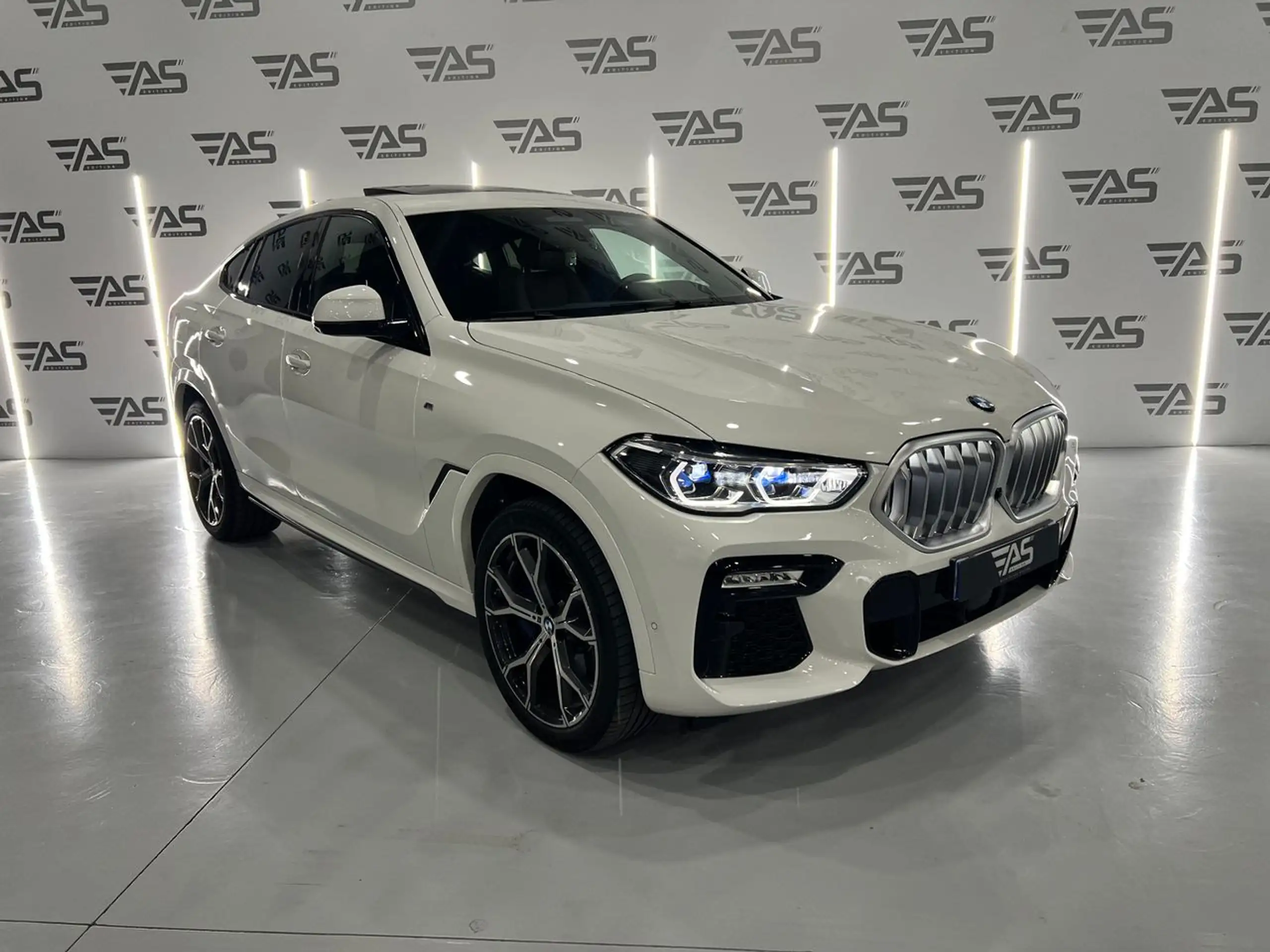 BMW - X6