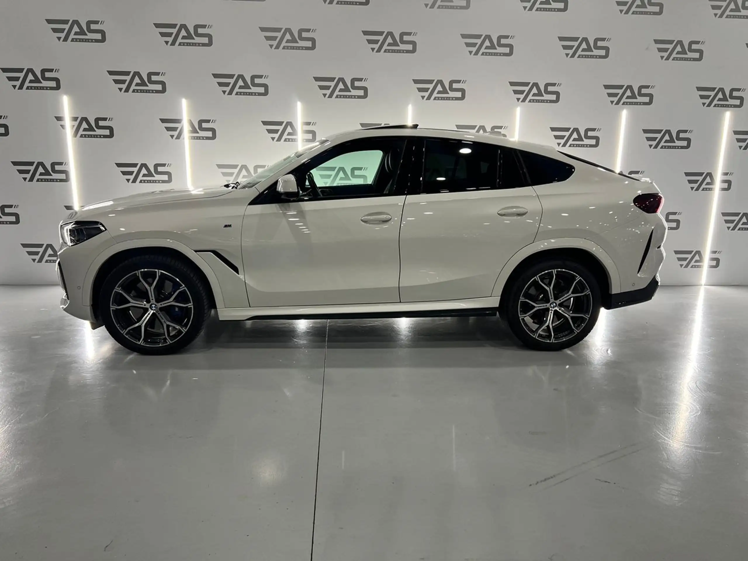 BMW - X6