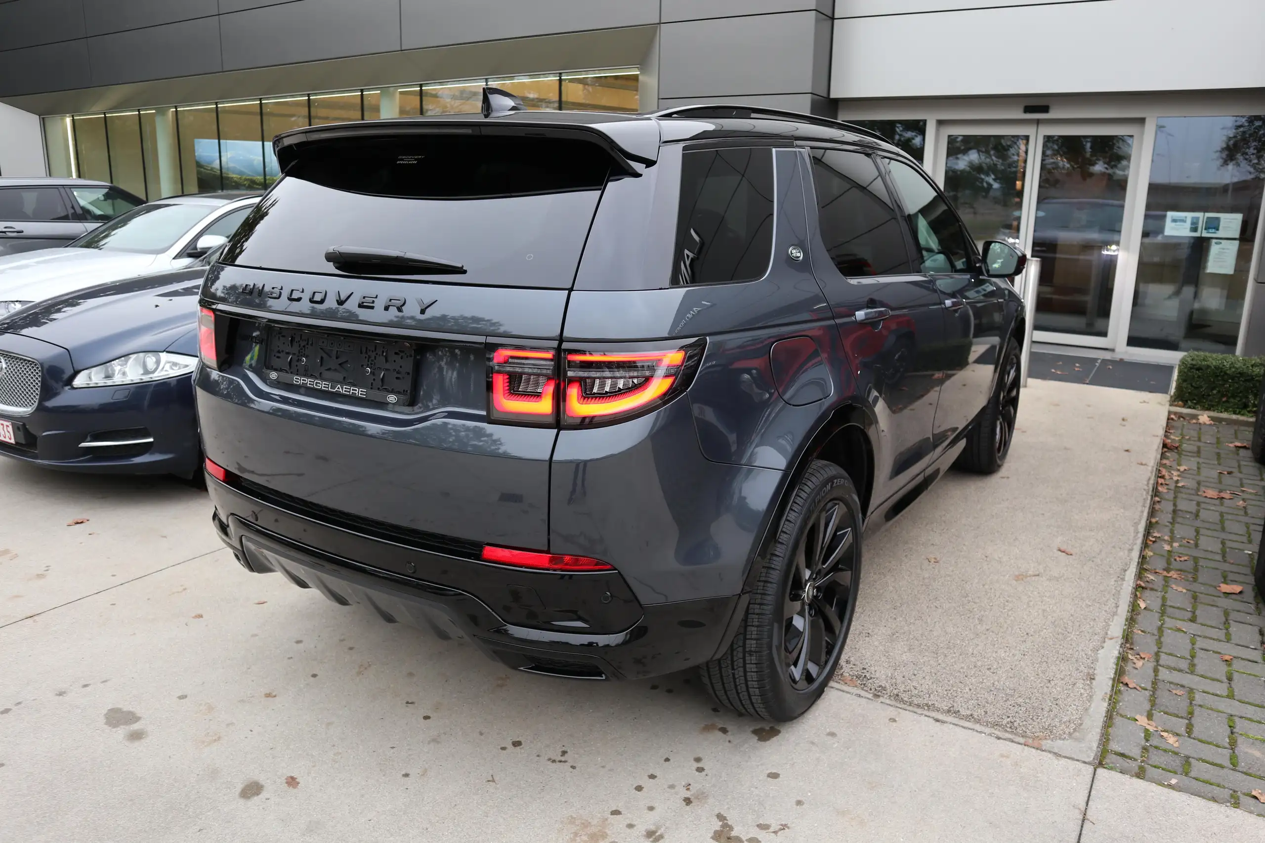 Land Rover - Discovery Sport