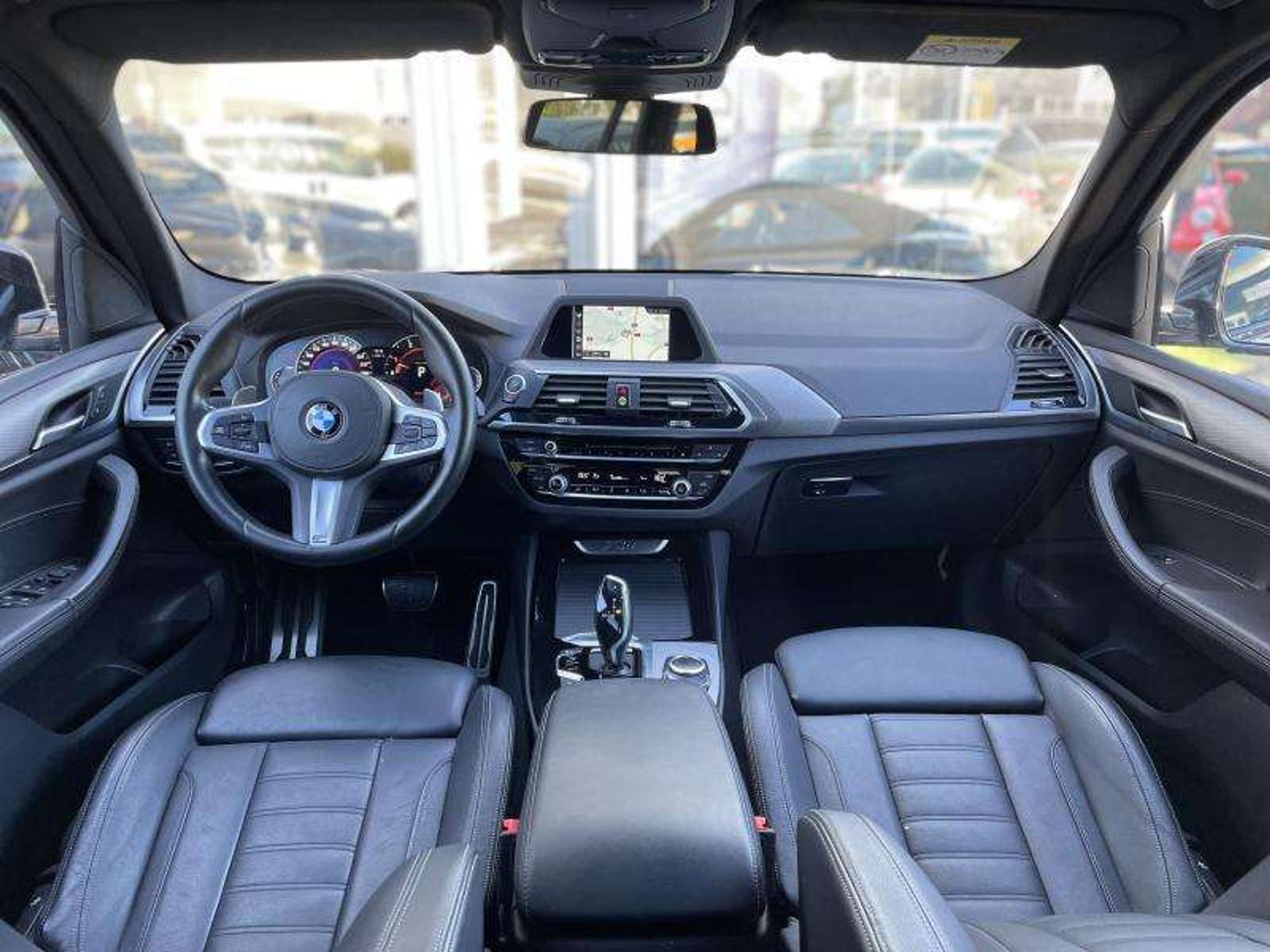 BMW - X3