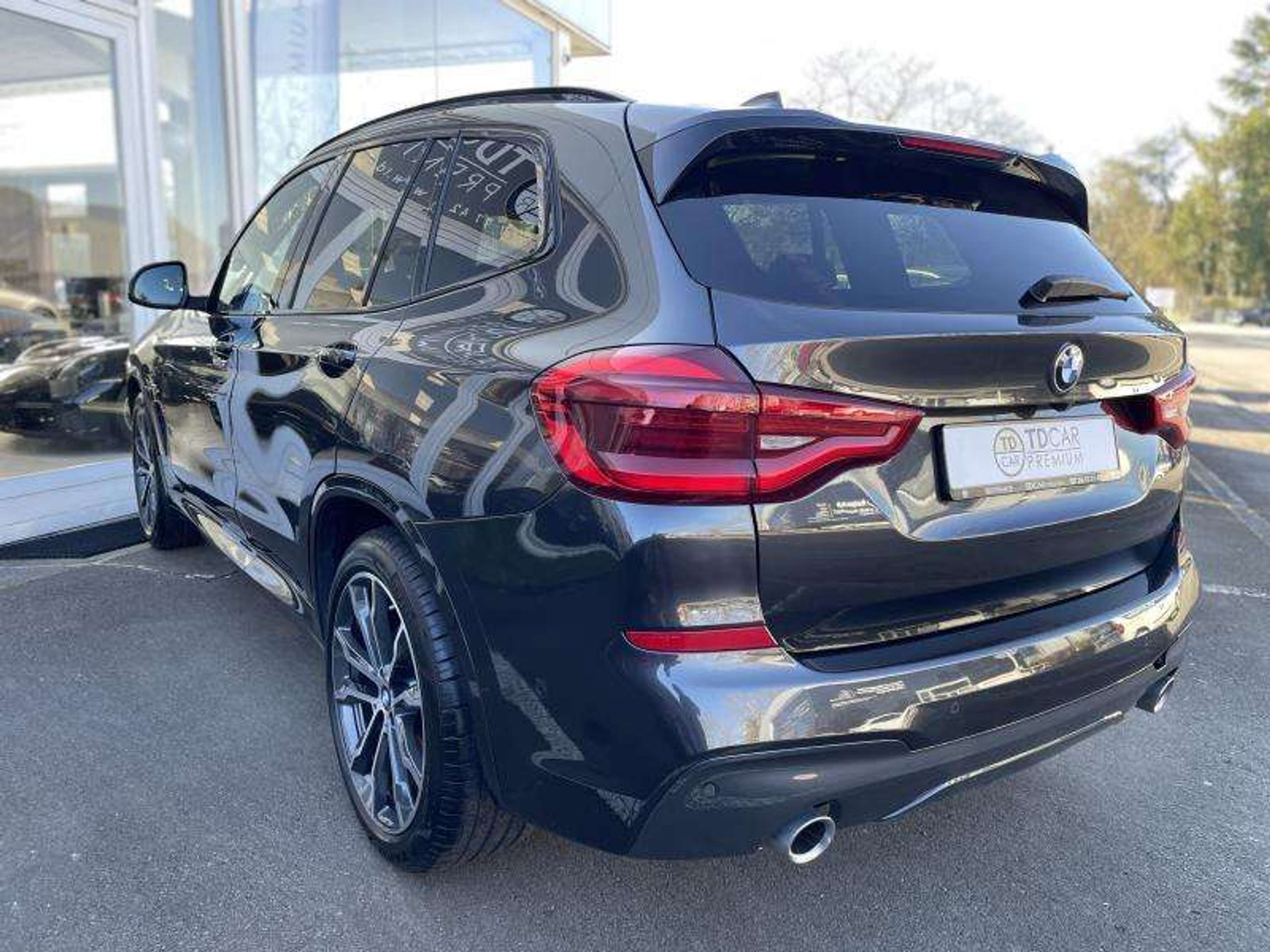 BMW - X3