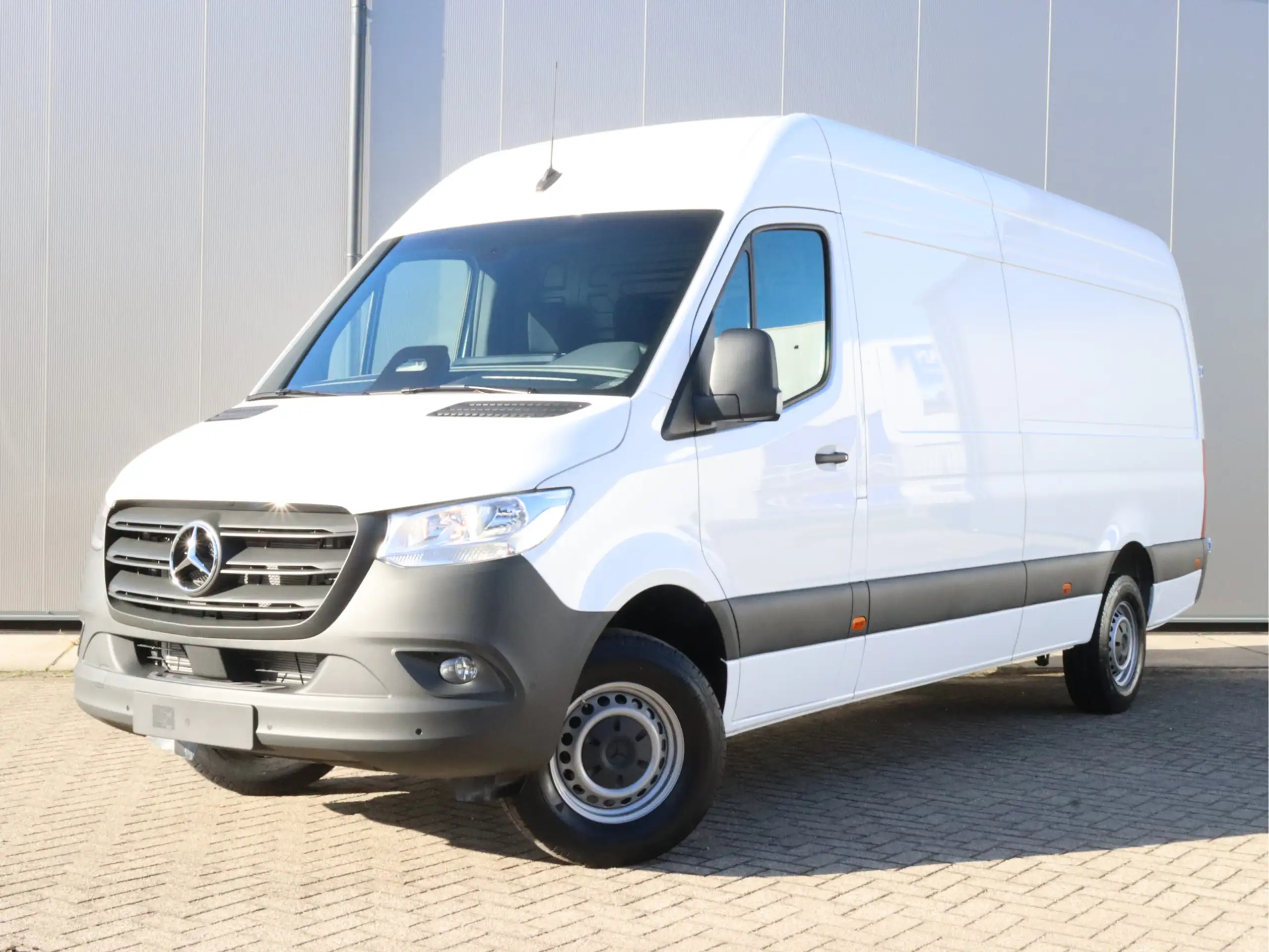 Mercedes-Benz - Sprinter