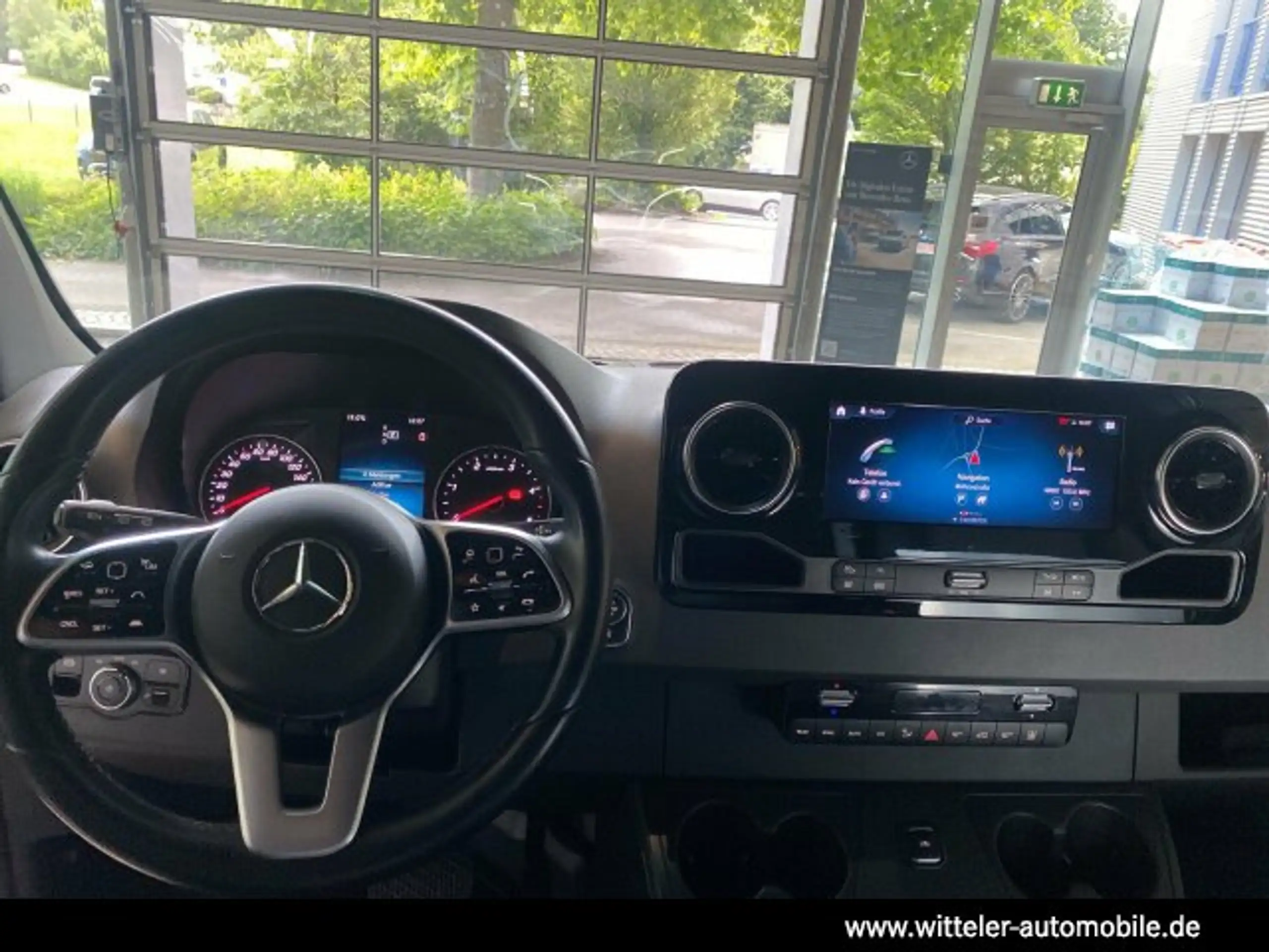 Mercedes-Benz - Sprinter