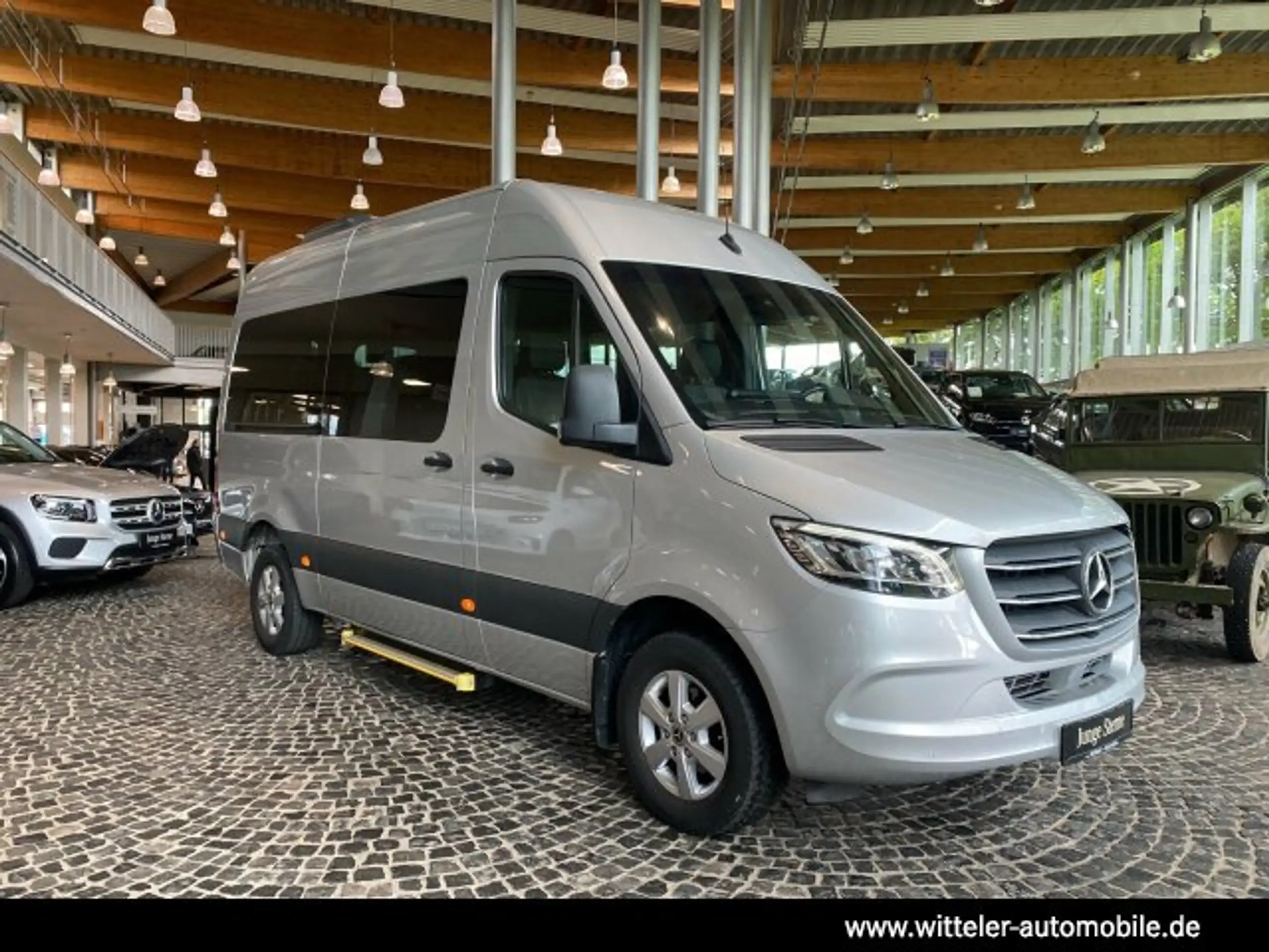 Mercedes-Benz - Sprinter