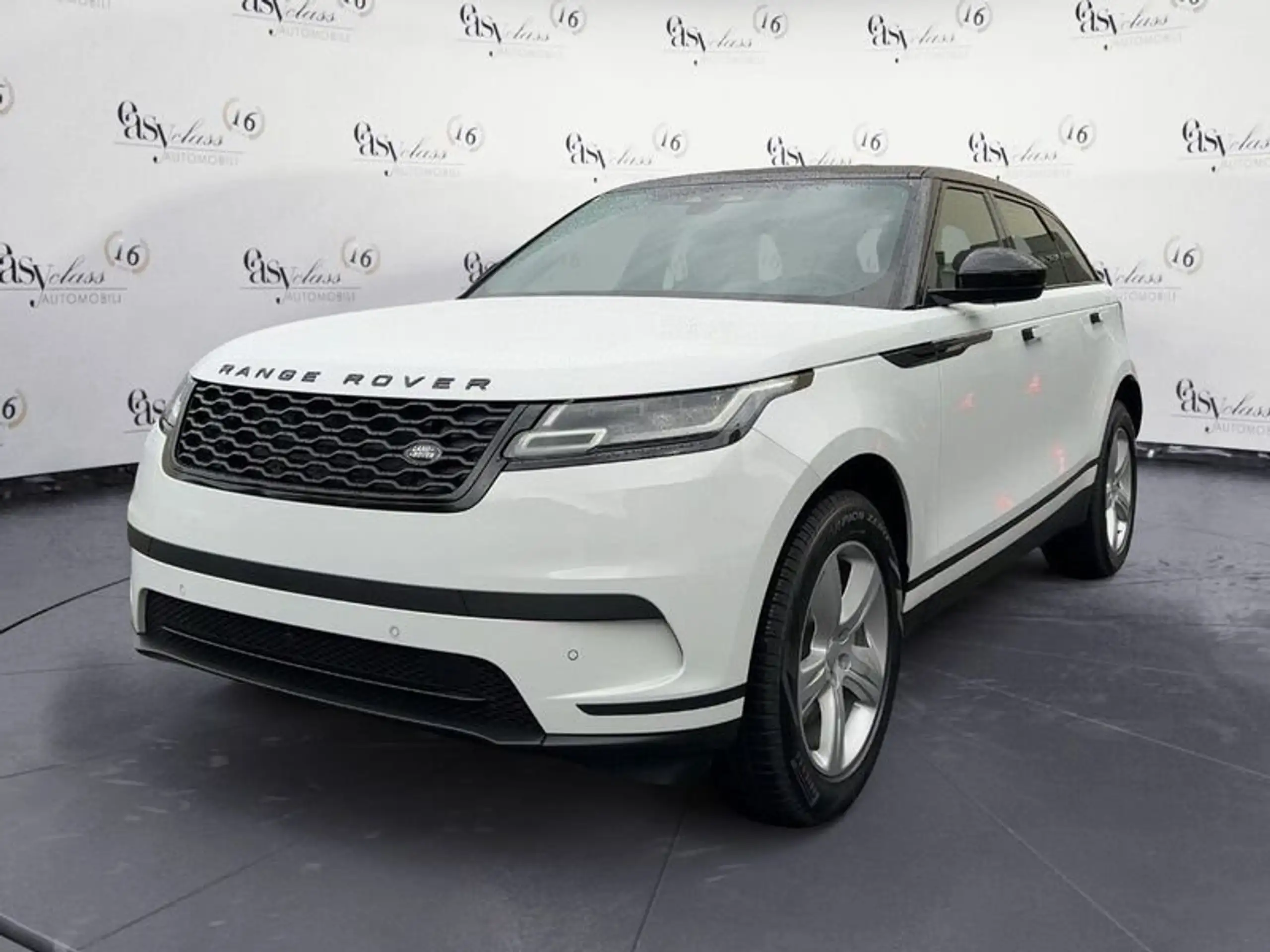 Land Rover - Range Rover Velar