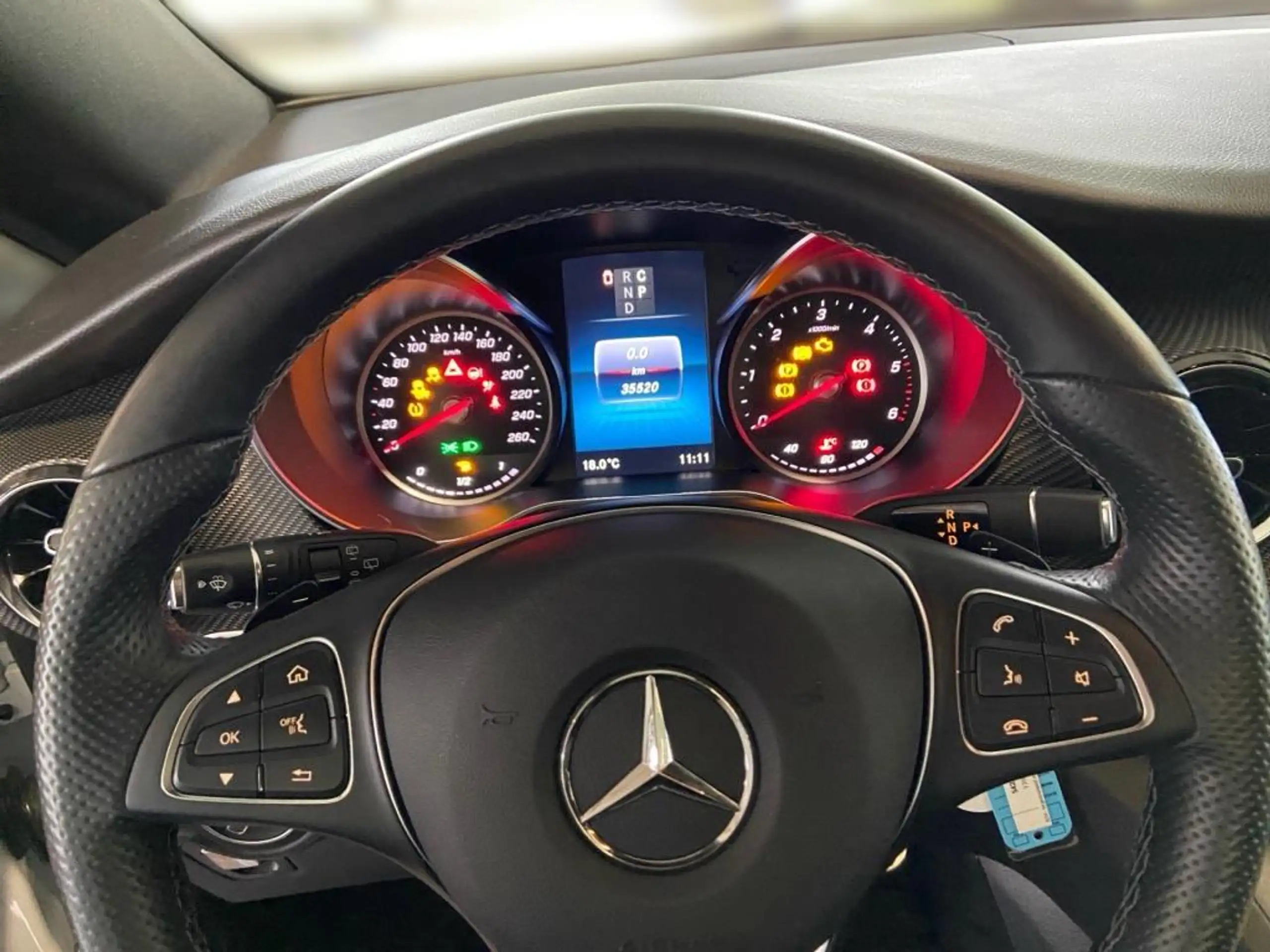 Mercedes-Benz - V 250