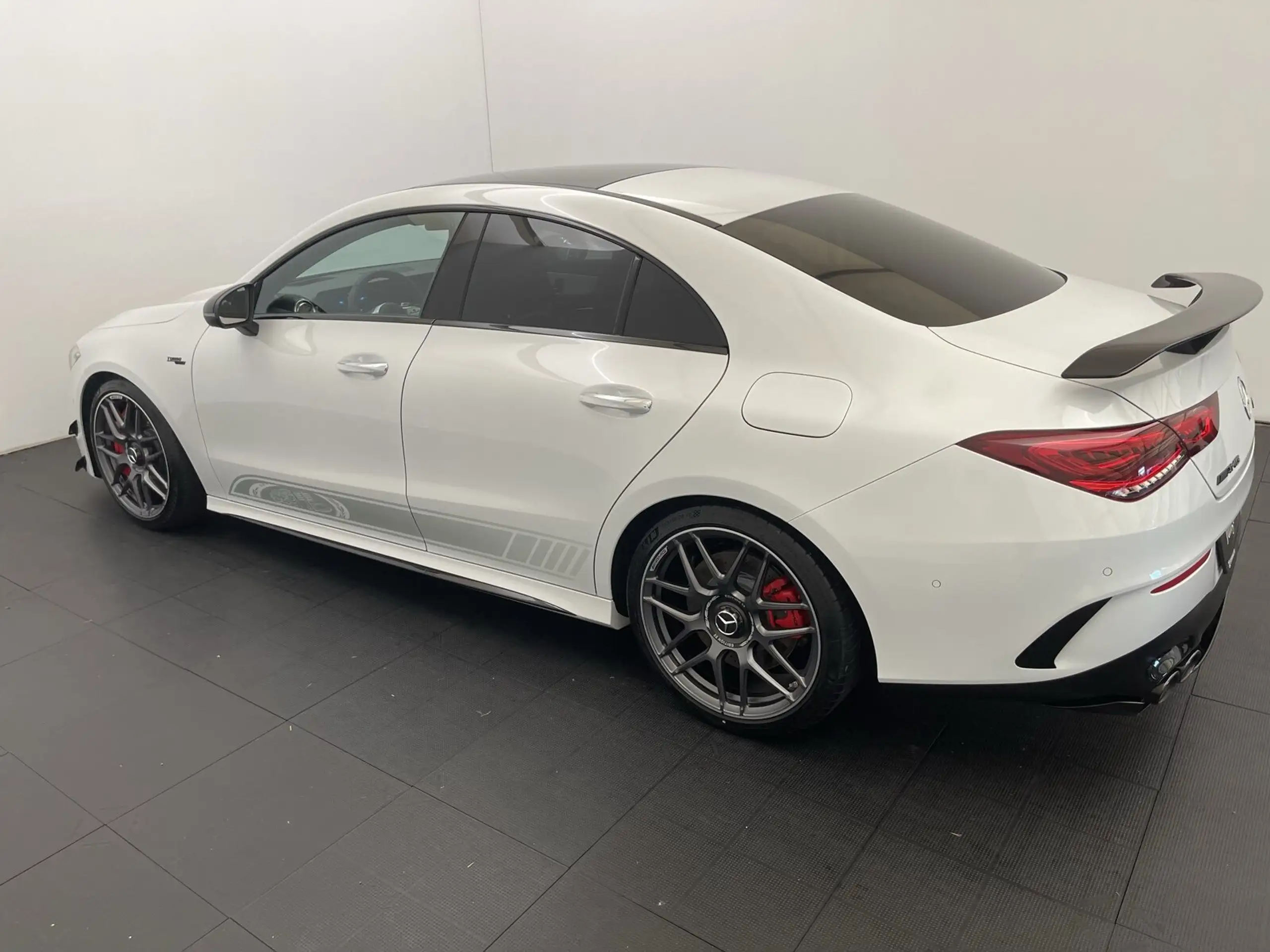 Mercedes-Benz - CLA 45 AMG