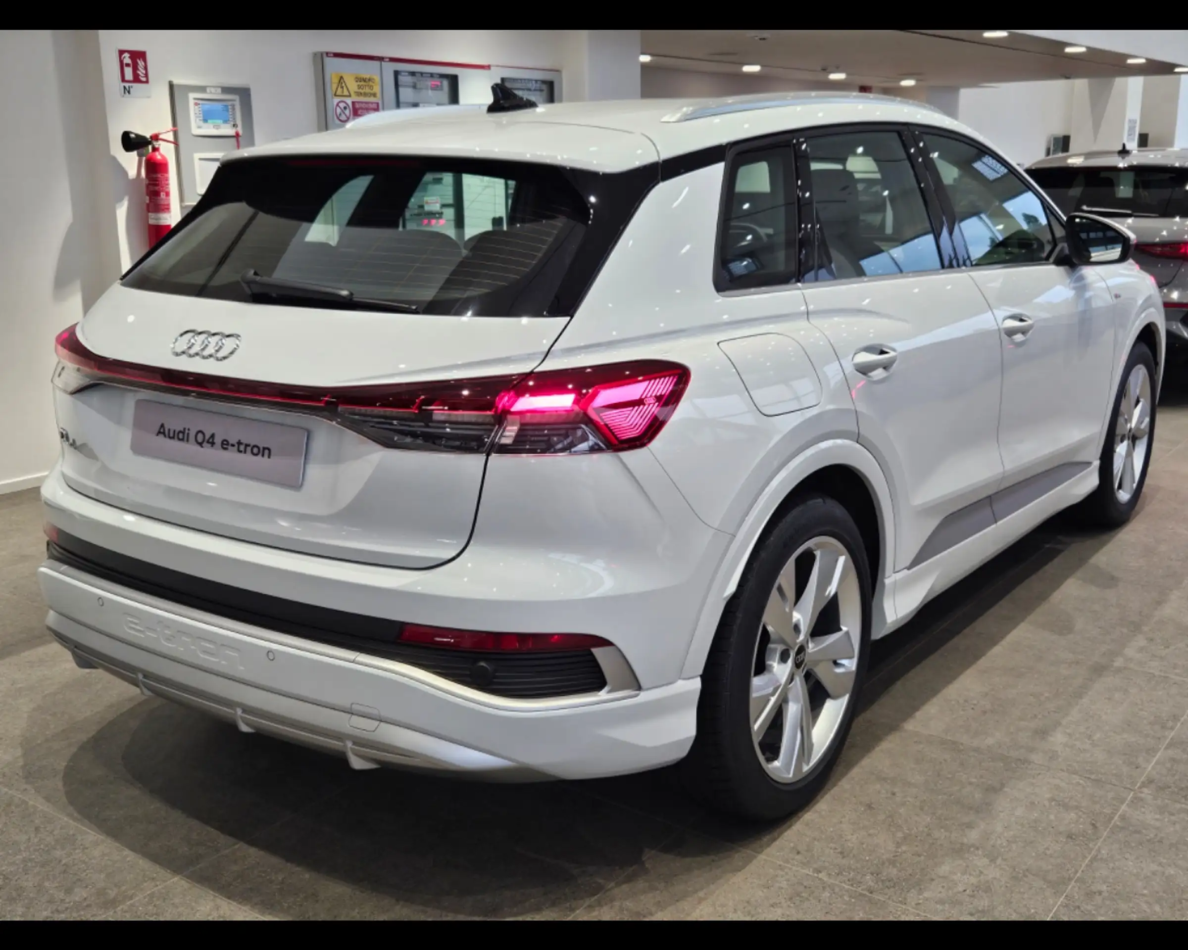 Audi - Q4 e-tron