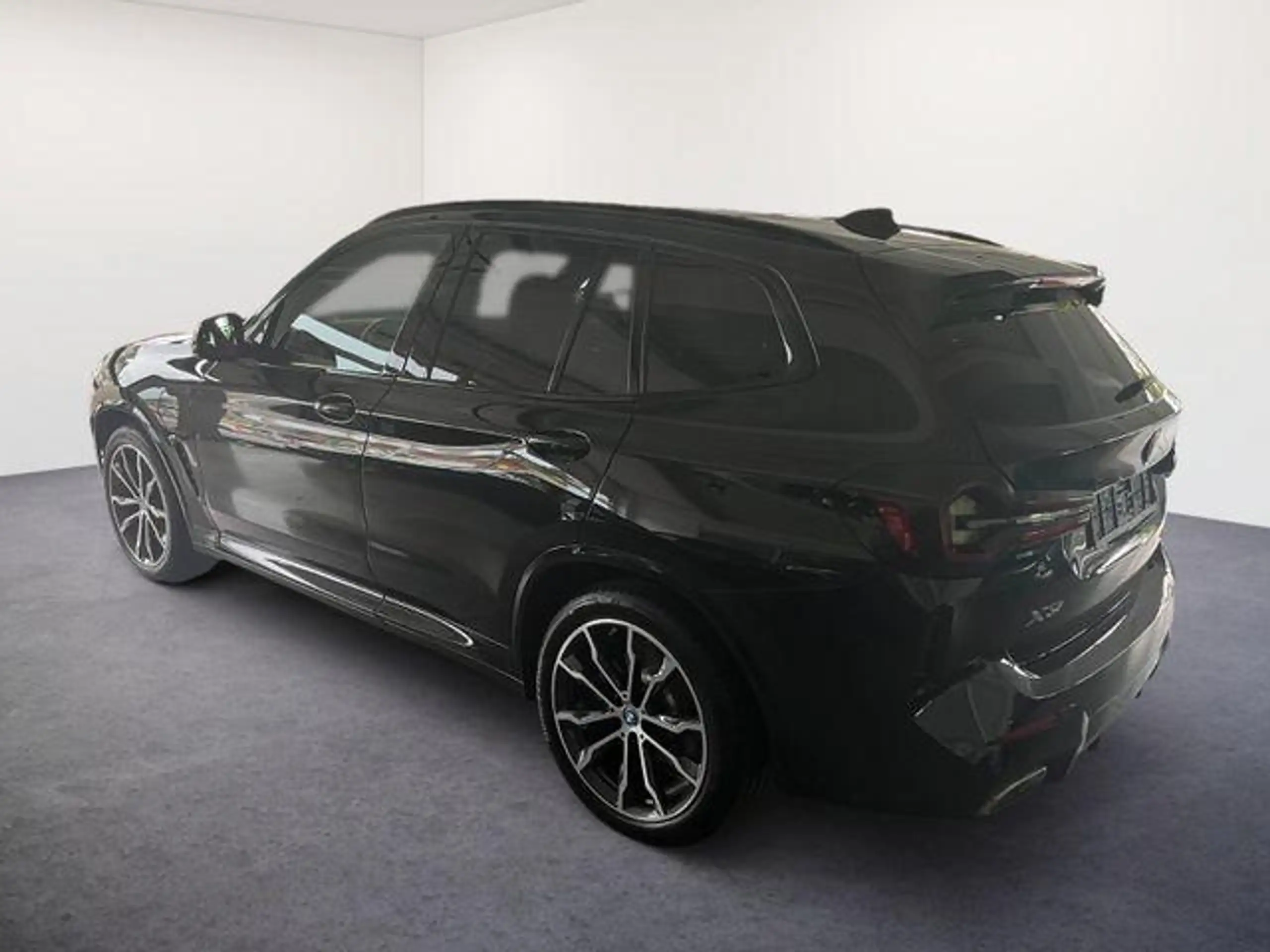 BMW - X3