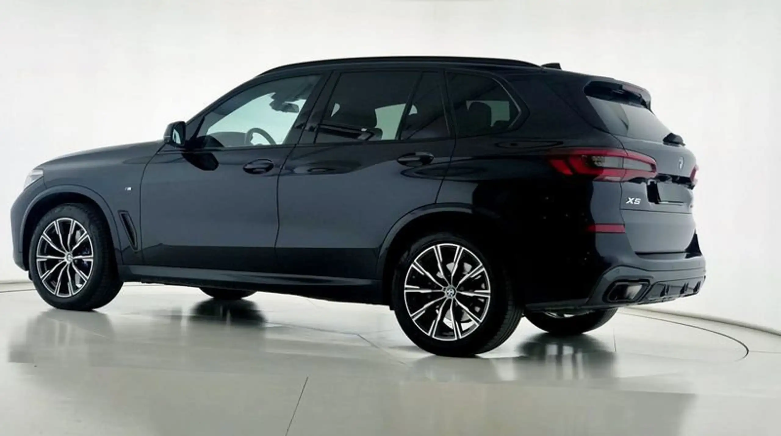 BMW - X5