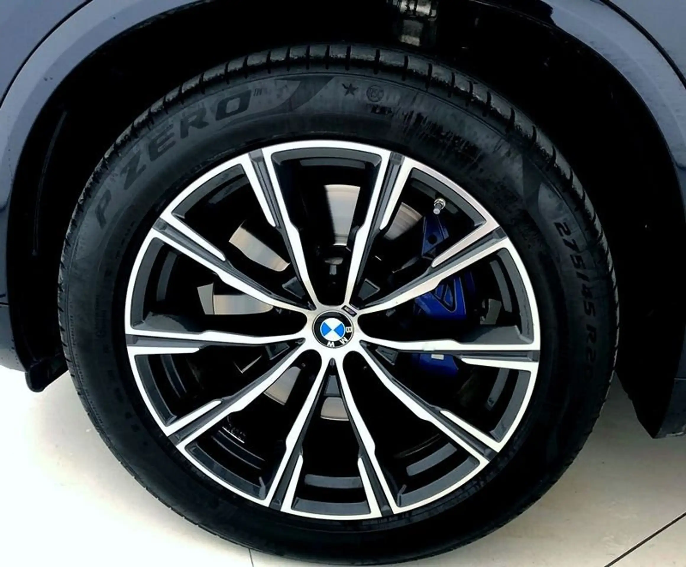 BMW - X5