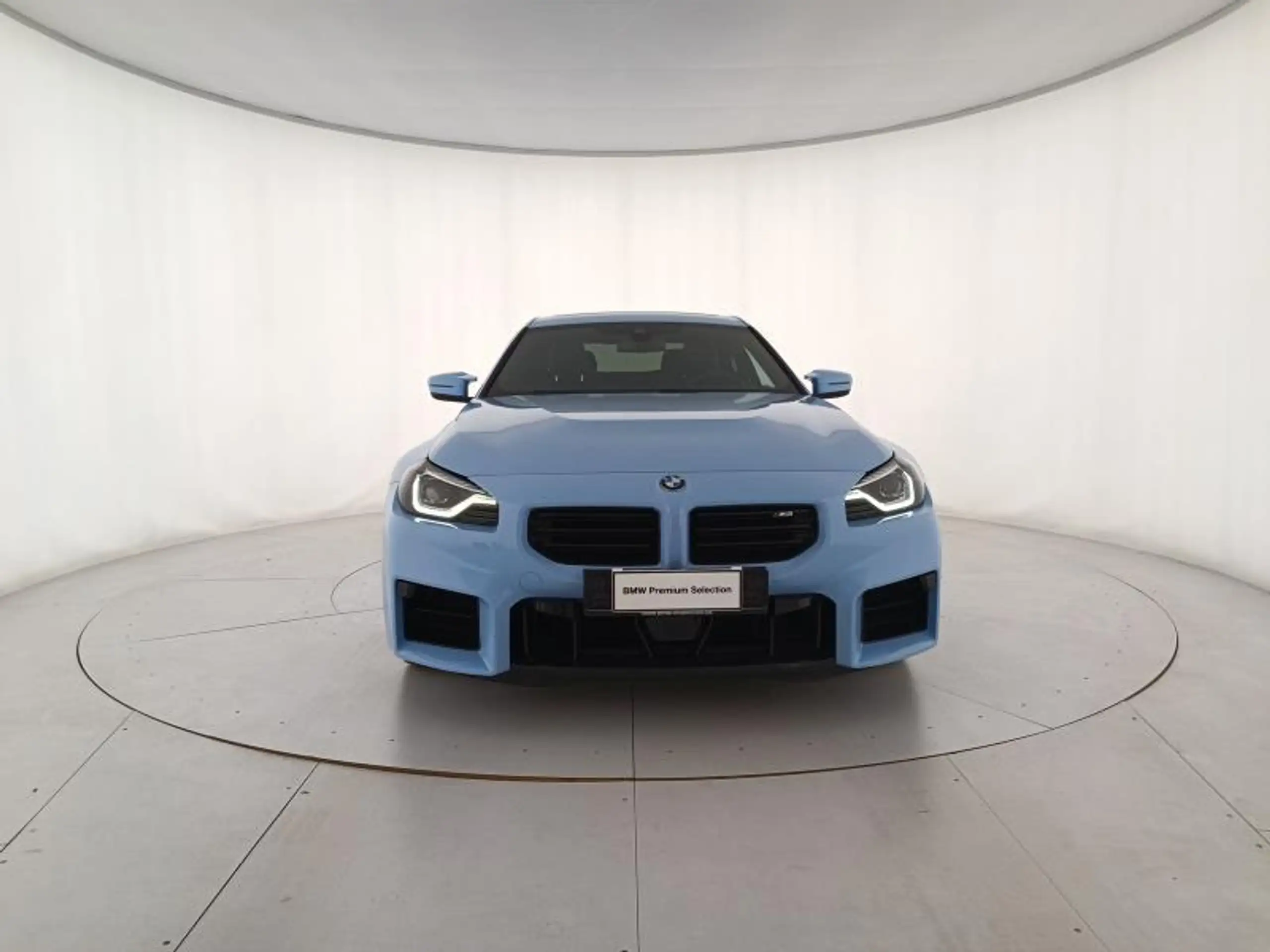 BMW - M2