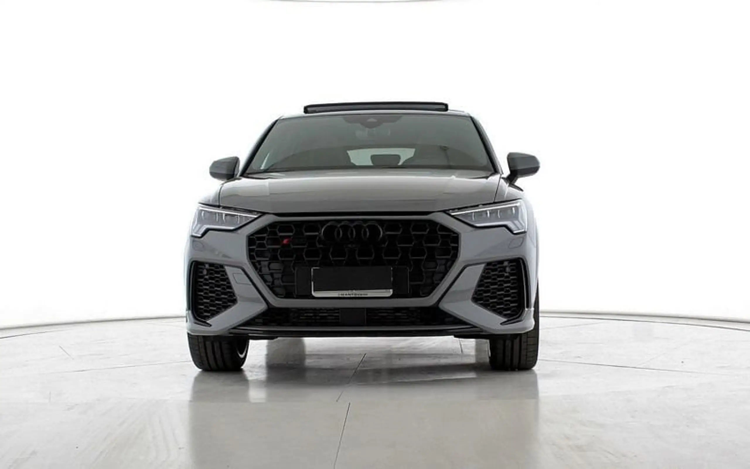 Audi - RS Q3