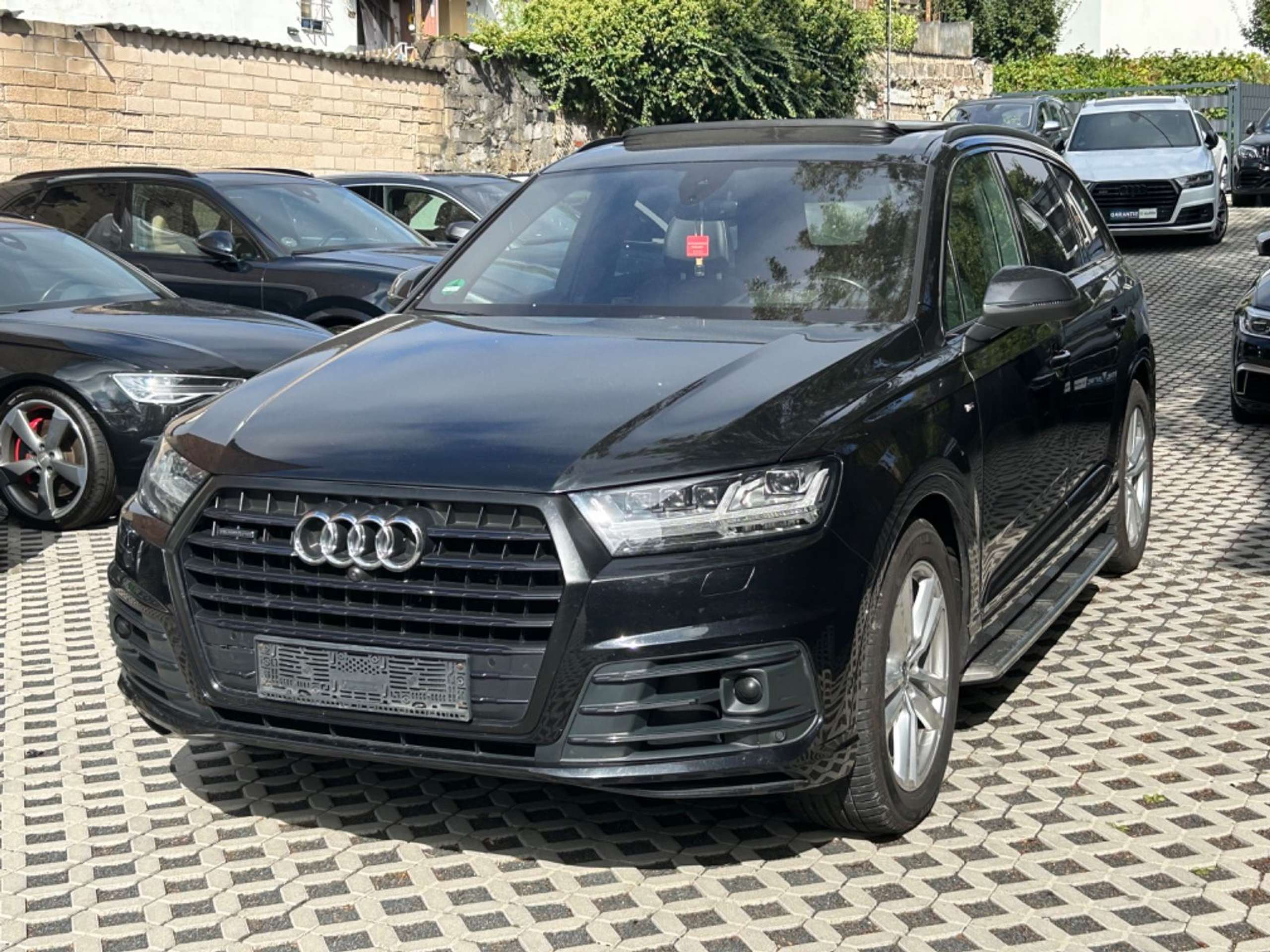 Audi - Q7