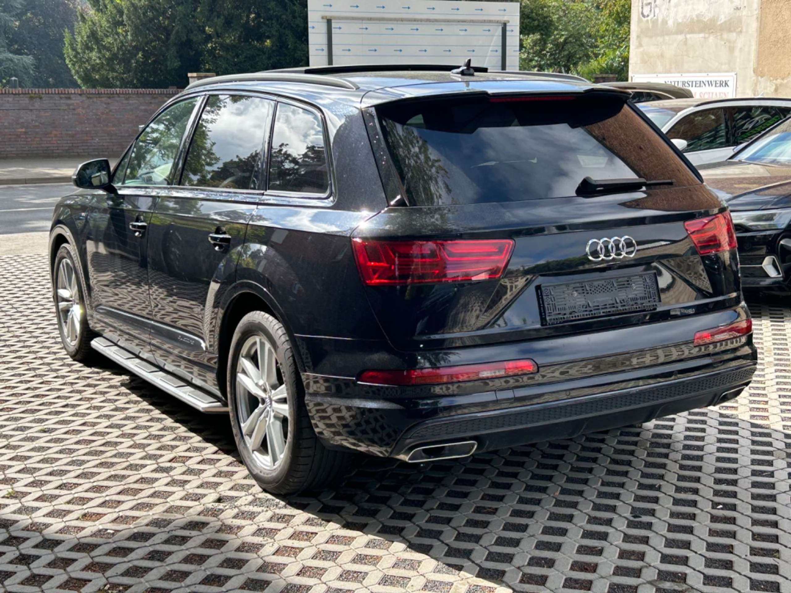 Audi - Q7