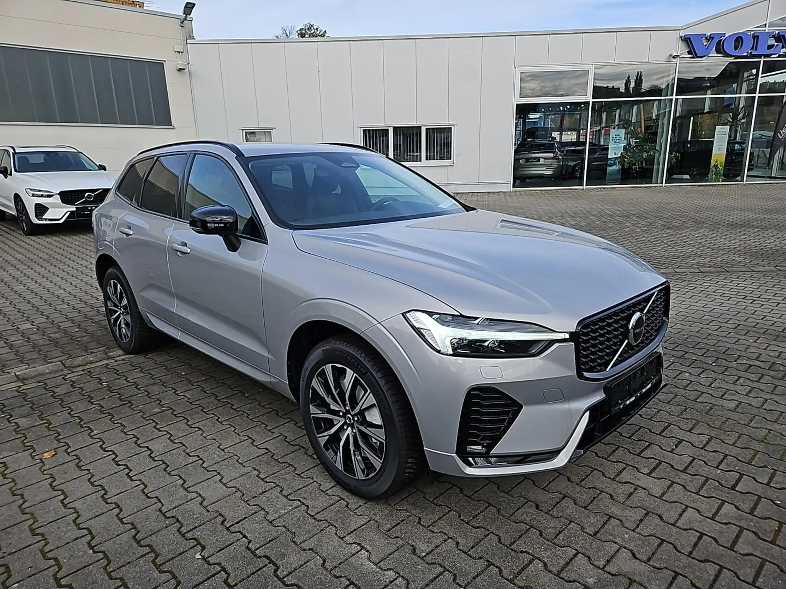 Volvo - XC60