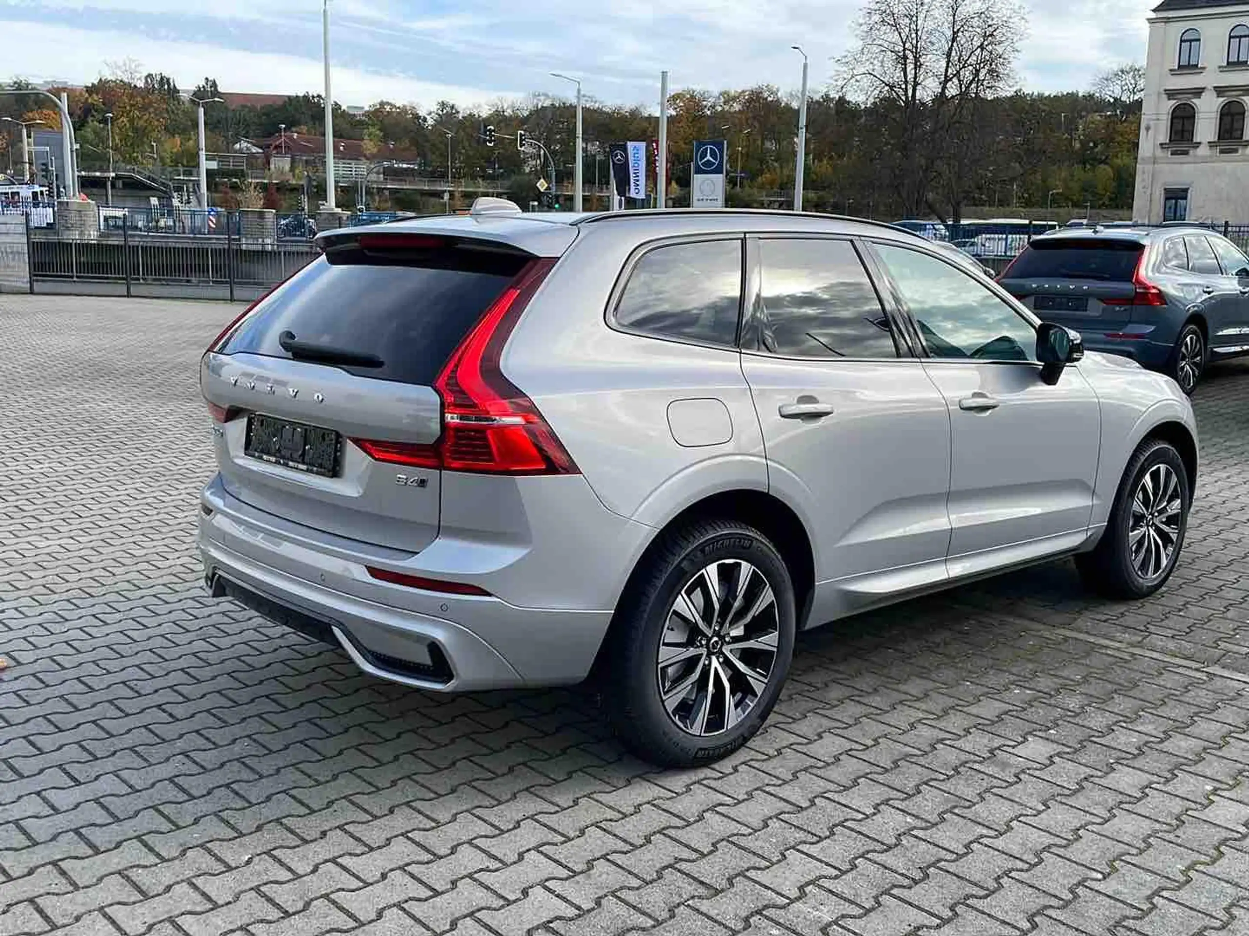 Volvo - XC60