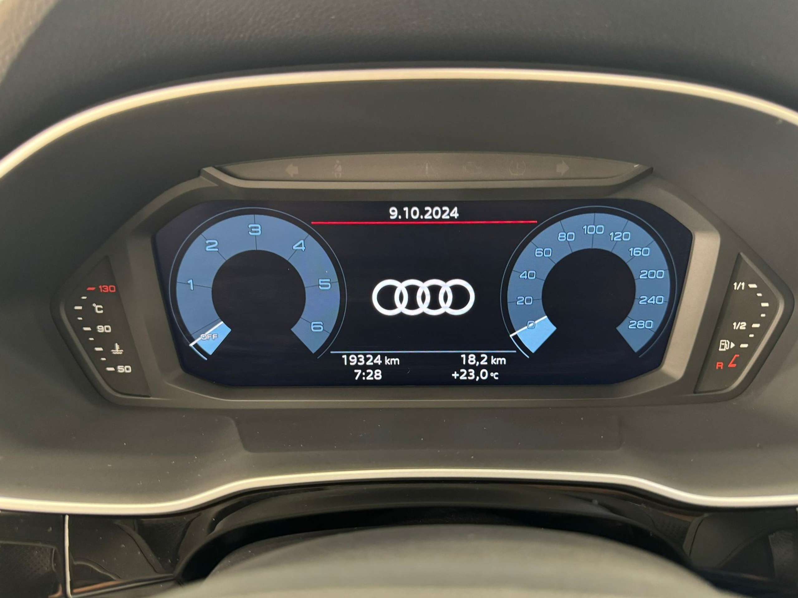 Audi - Q3